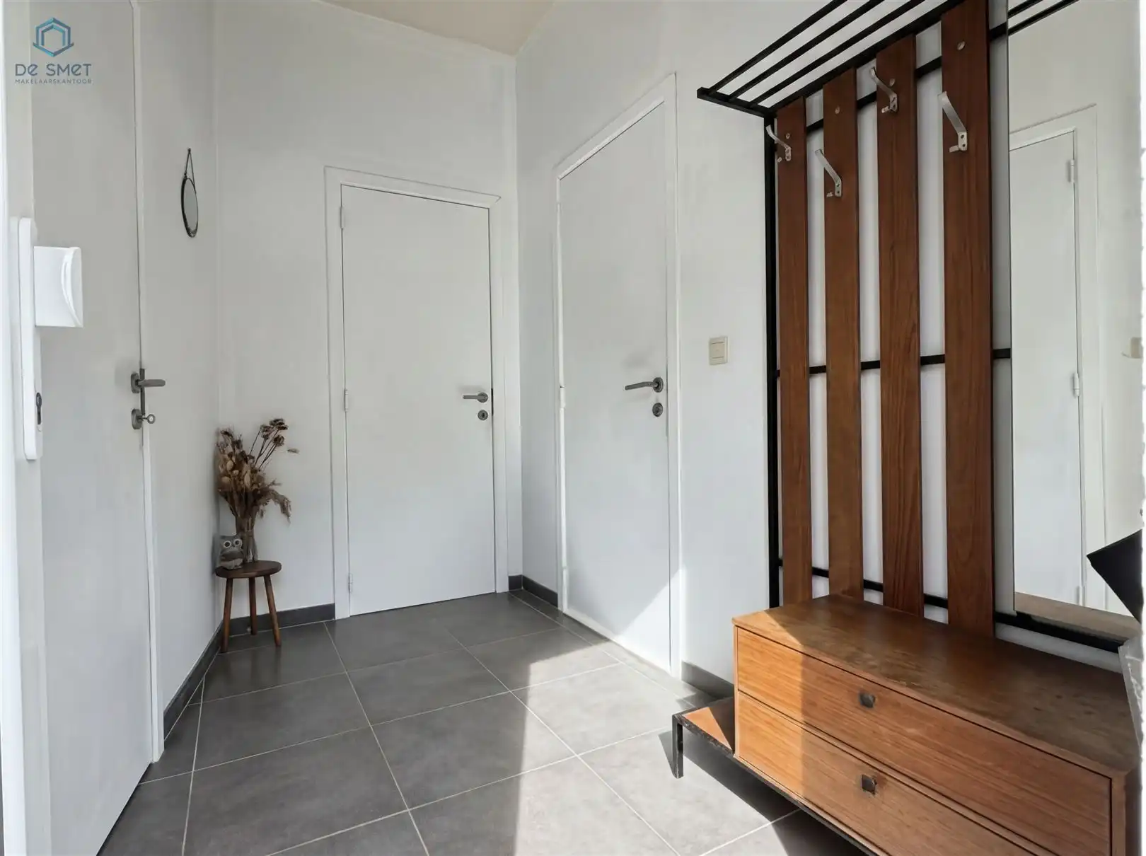 Instapklare gezinswoning met garage, tuin en centrale ligging foto 3