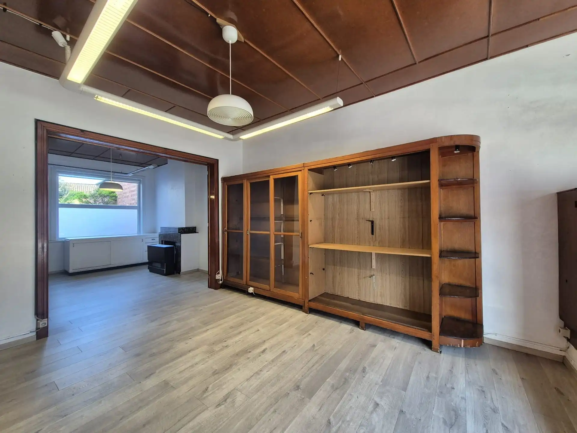 Gunstig gelegen kantoor op toplocatie centrum Melle. foto 2