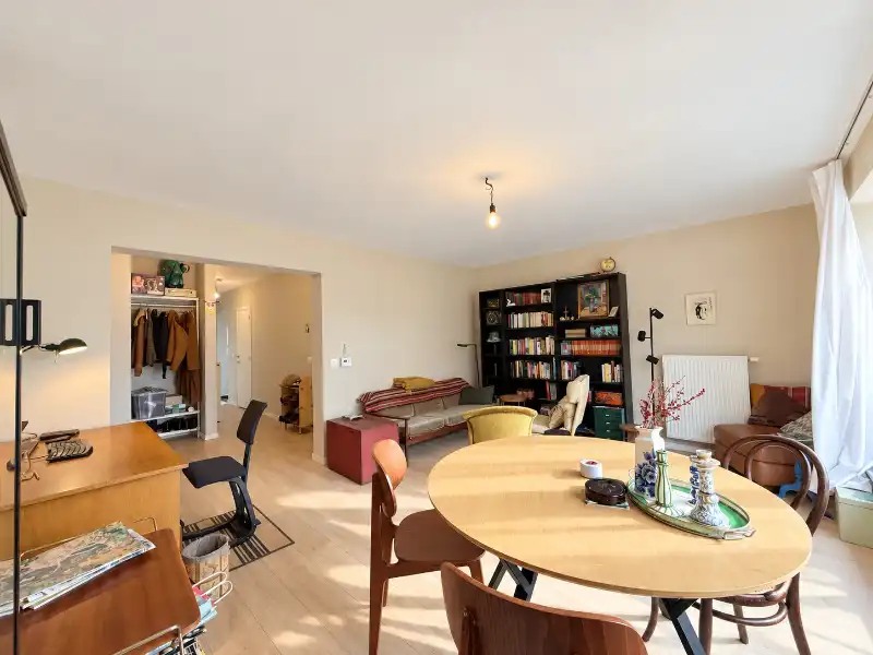 Lichtrijk appartement met terras tussen Dampoort en Sint-Jacobs foto 4