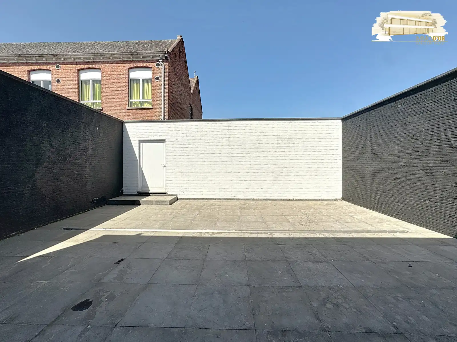 Gerenoveerd energiezuinig appartement met groot terras! foto 10