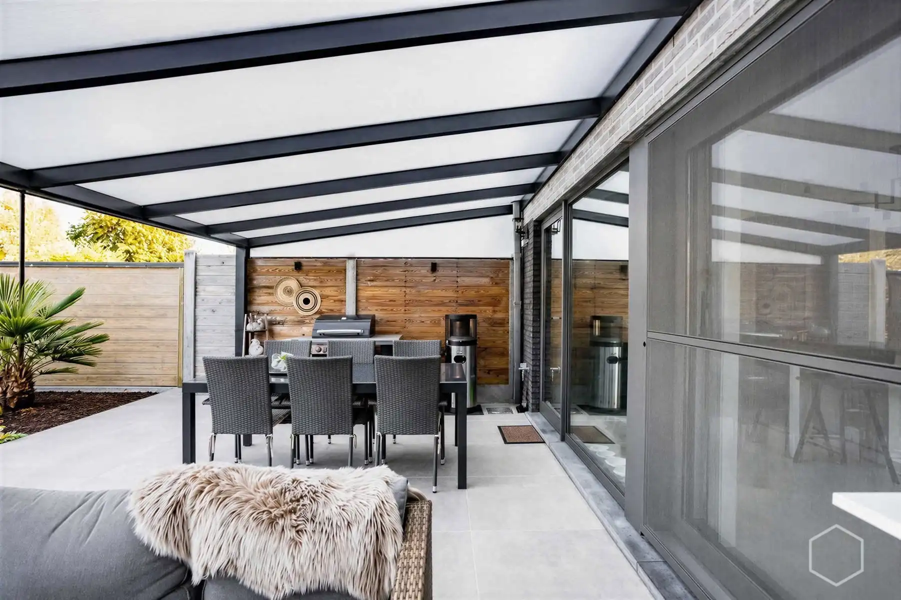 Recente HOB 2021 met 3 slaapkamers, garage en zonnige tuin foto 24