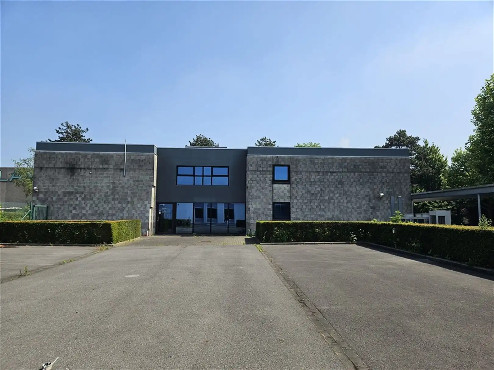 Polyvalente magazijnen/kantoren foto 12