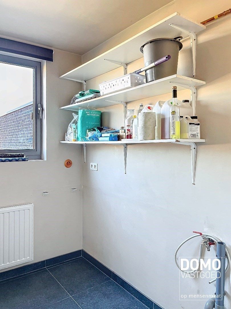 LICHTRIJK DUPLEXAPPARTEMENT MET ZUIDGERICHT TERRAS TE KERMT foto 9