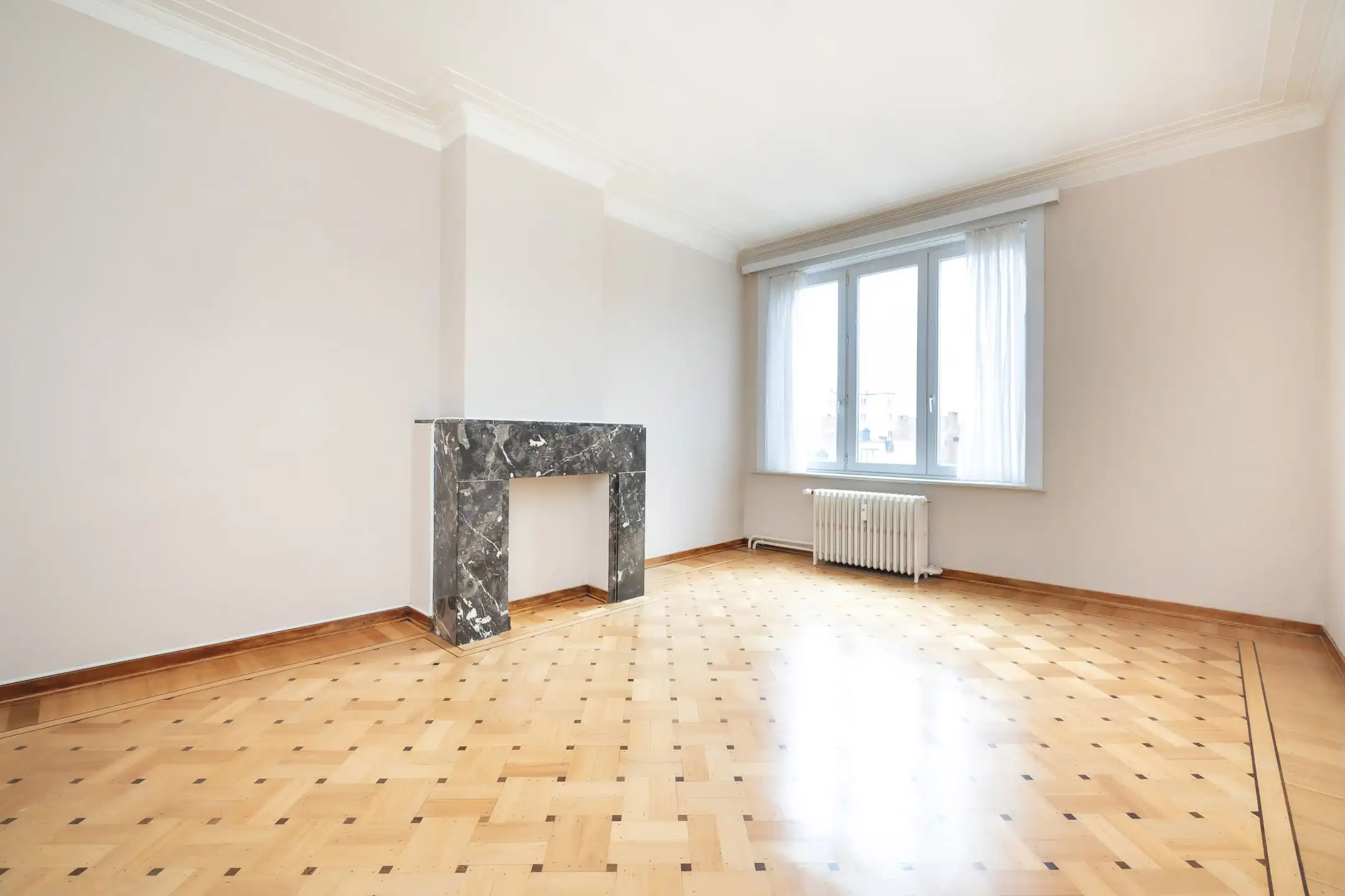 Charmante tweegezinswoning met 4 slaapkamers van ± 300m². foto 18