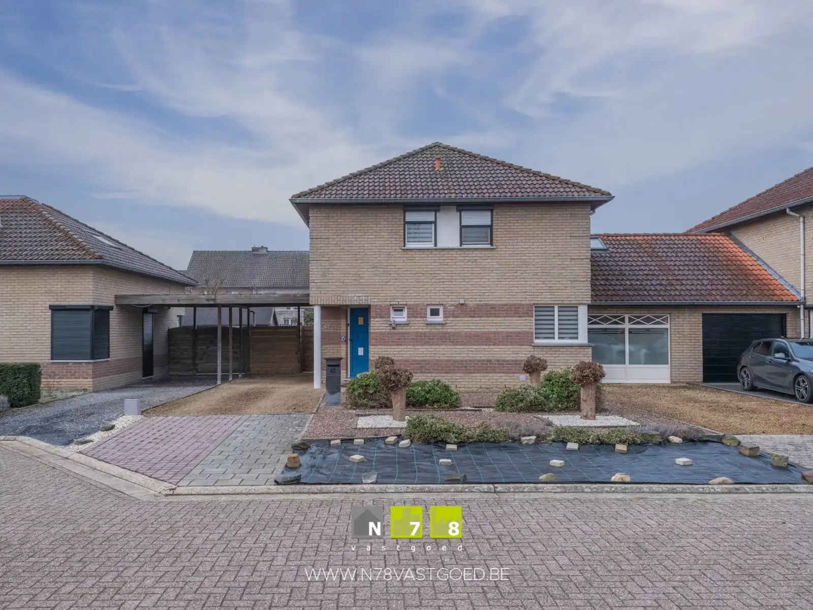 Huis te koop foto {{pictureIndex}}