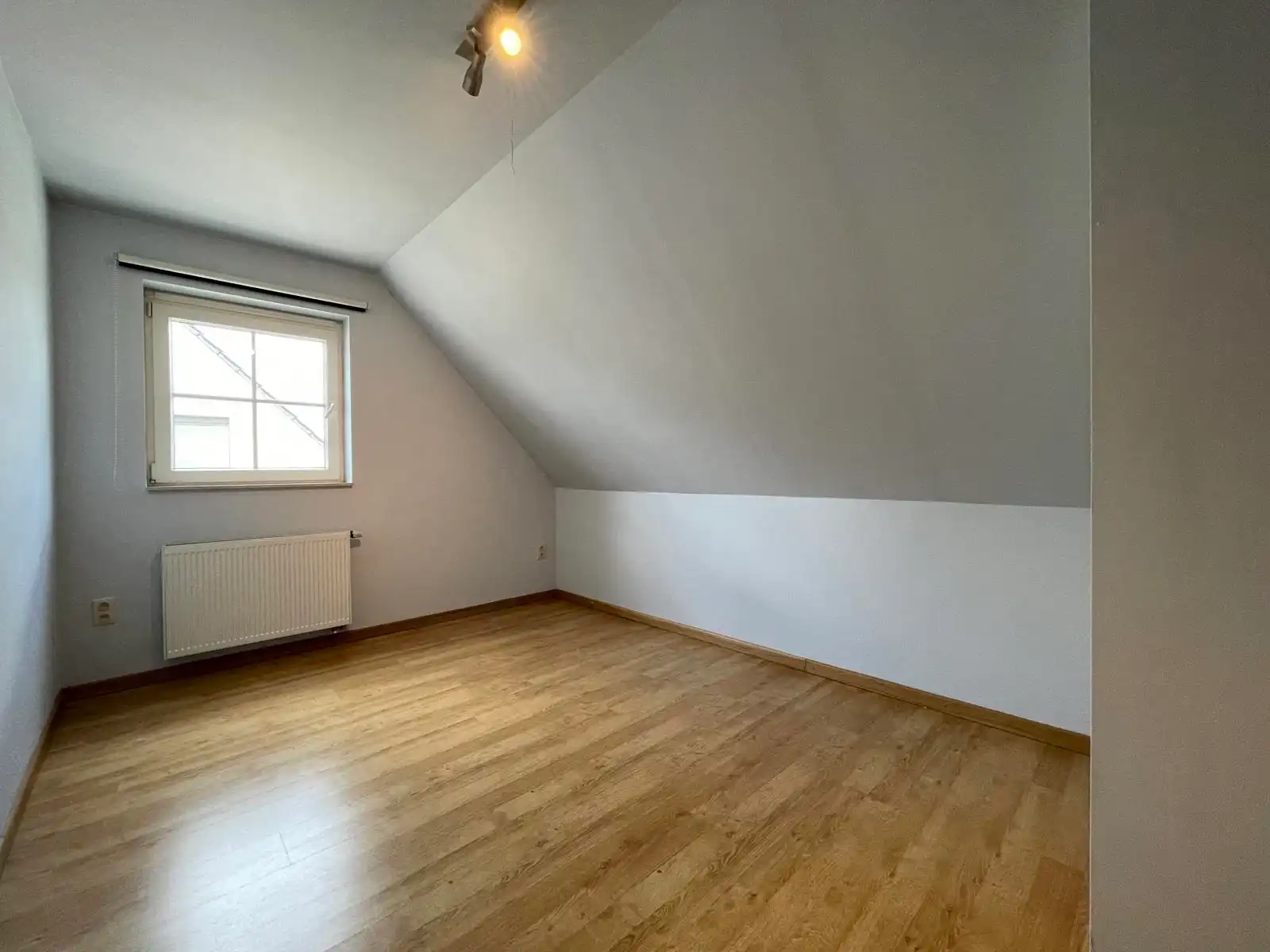 Appartement met 3 slaapkamers en terras + 2 parkeerplaatsen foto 9