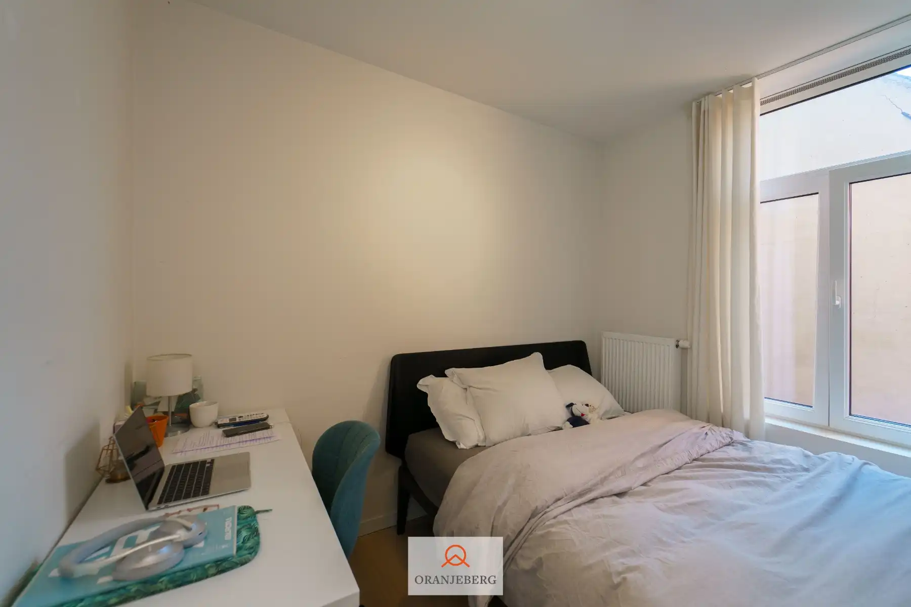 Gerenoveerde studio/appartement met unieke ligging. foto 9