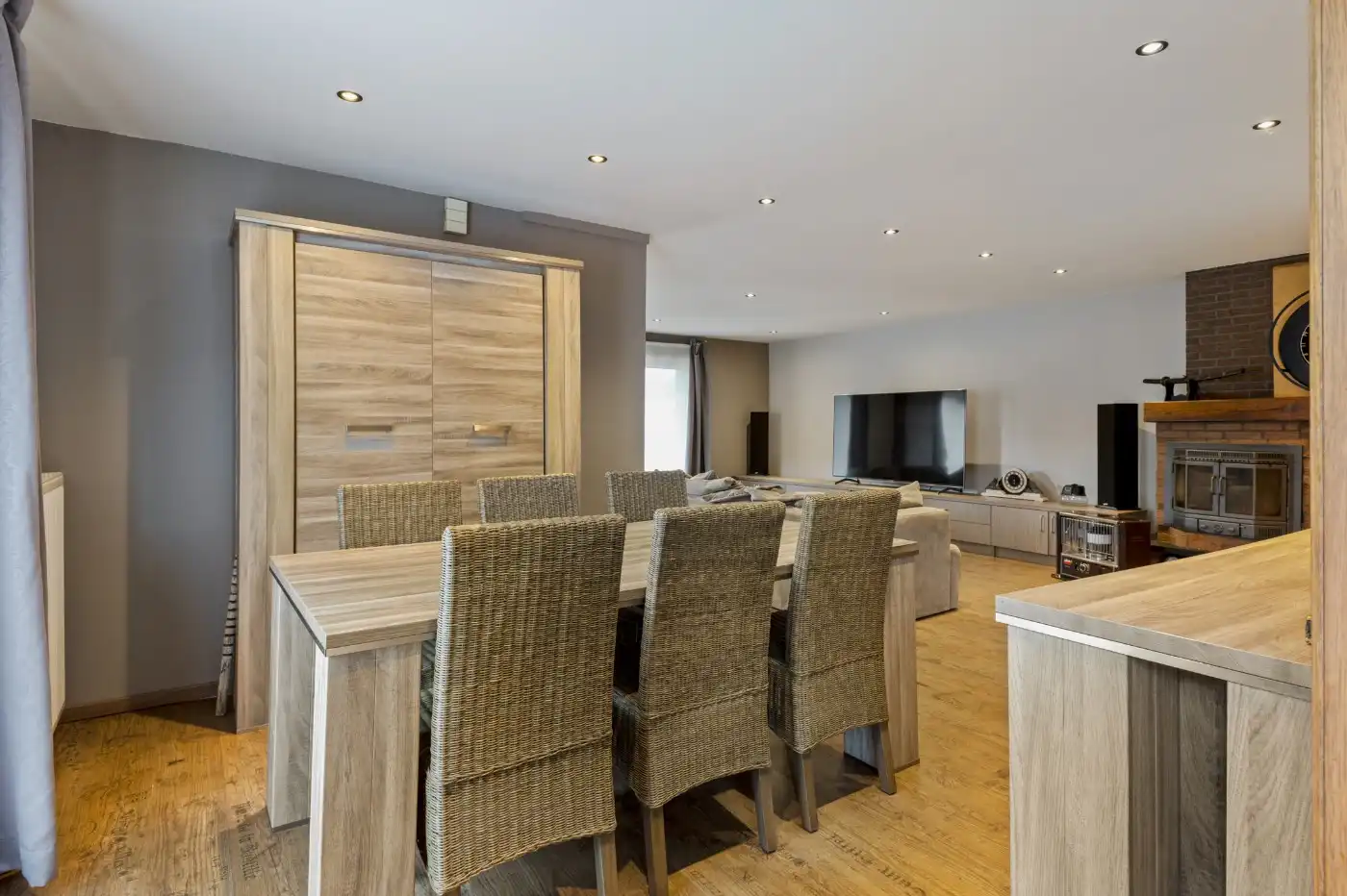 Instapklare woning met 3 slpk., tuin en magazijn te Nijlen foto 6