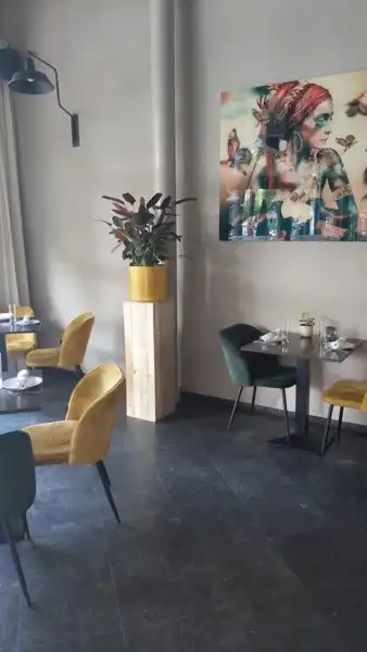 GEZOCHT: Super Ondernemer voor Horecapand met Super Ligging (Markt 16, Maaseik) foto 3