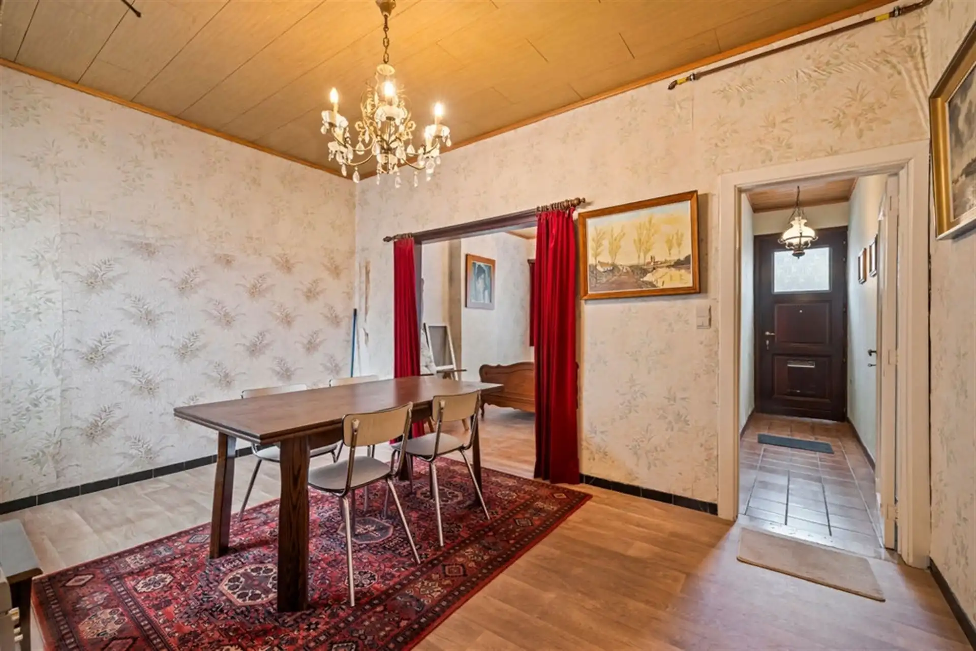 Potentiële gezinswoning of 2 bouwgronden in het hartje van Sint-Gillis-Waas foto 3