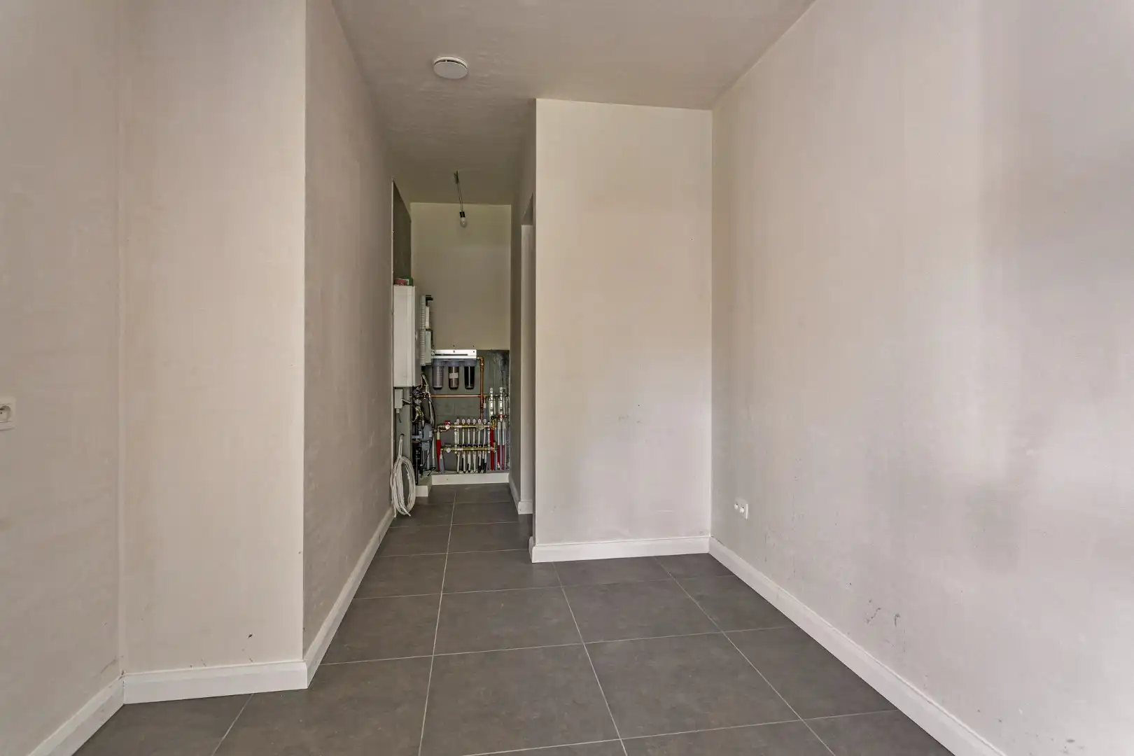 Ruime en kwalitatief afgewerkte nieuwbouw (HOB) met 3 ruime slpks op 412 m² te Olen ! foto 10