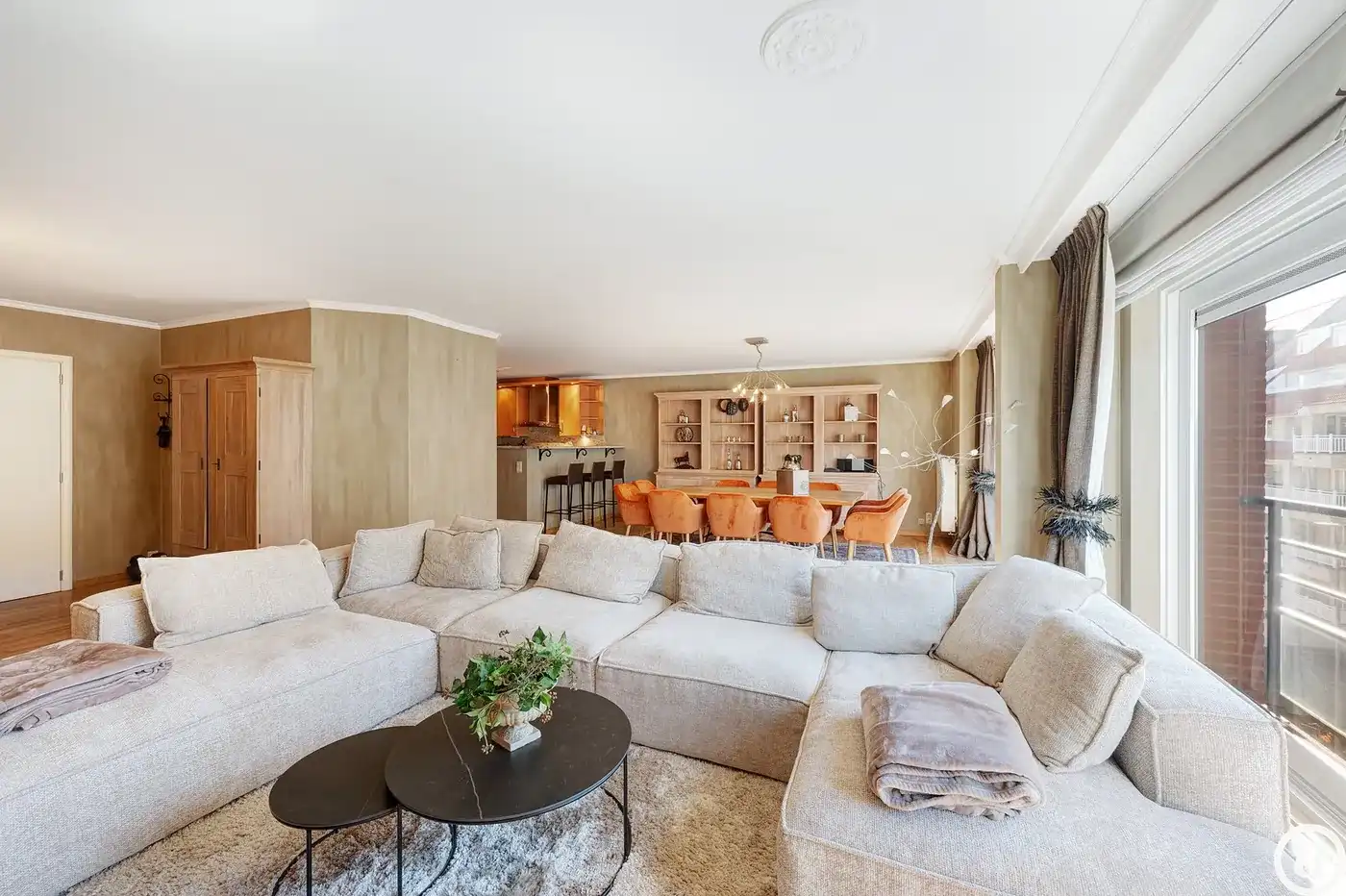 Ruim appartement van 152 m² in het centrum van Knokke foto 2