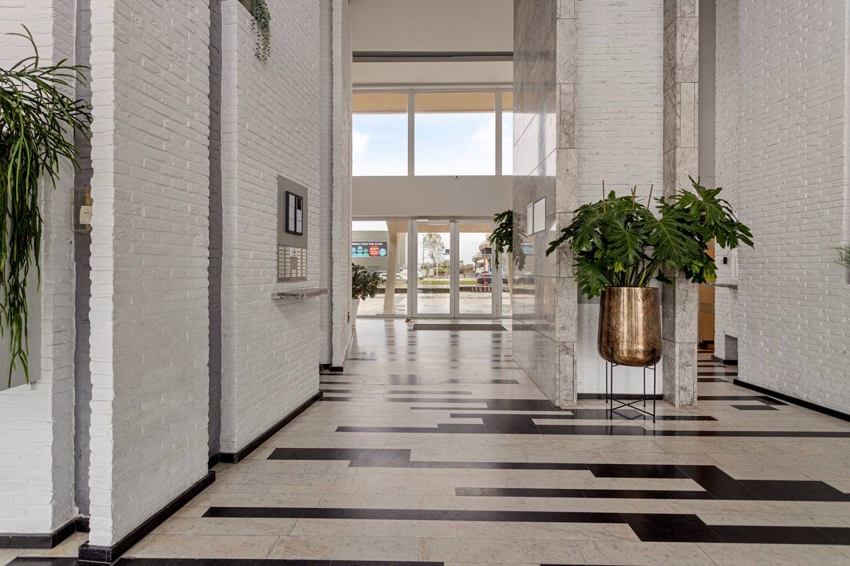 RIANT APPARTEMENT MET ZICHT OP ZEE EN TERRASSEN  foto 6