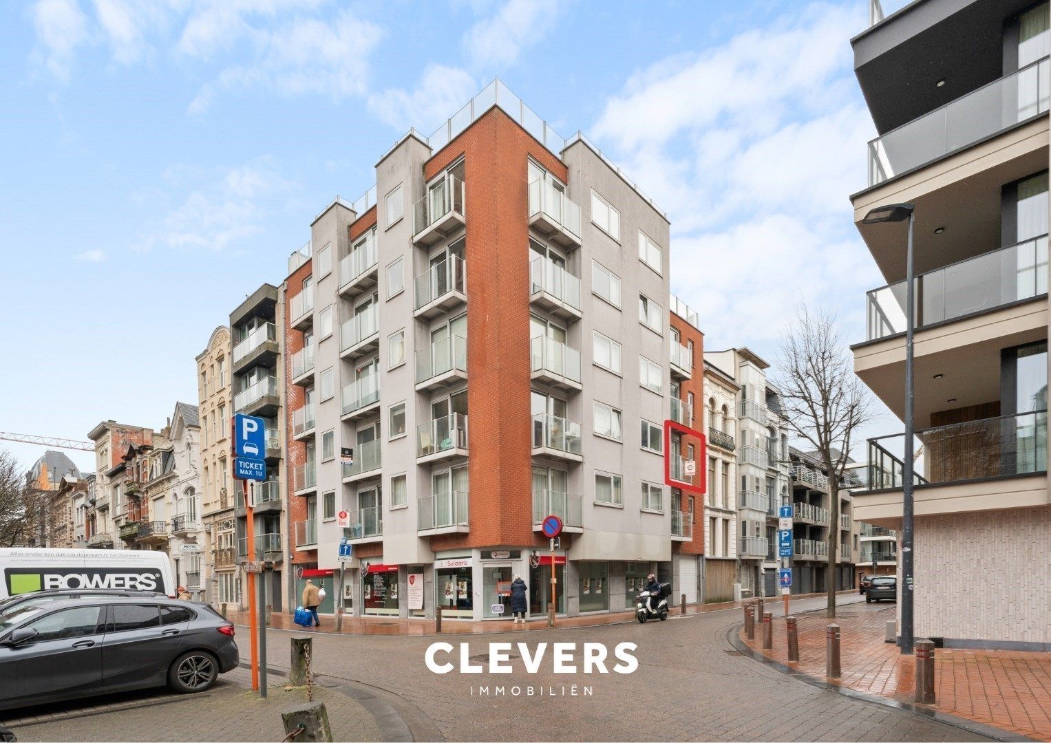 Zonovergoten appartement aan het idyllische Sint-Rochusplein foto 10