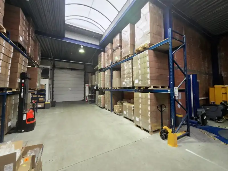 bedrijfsgebouw te huur foto 5