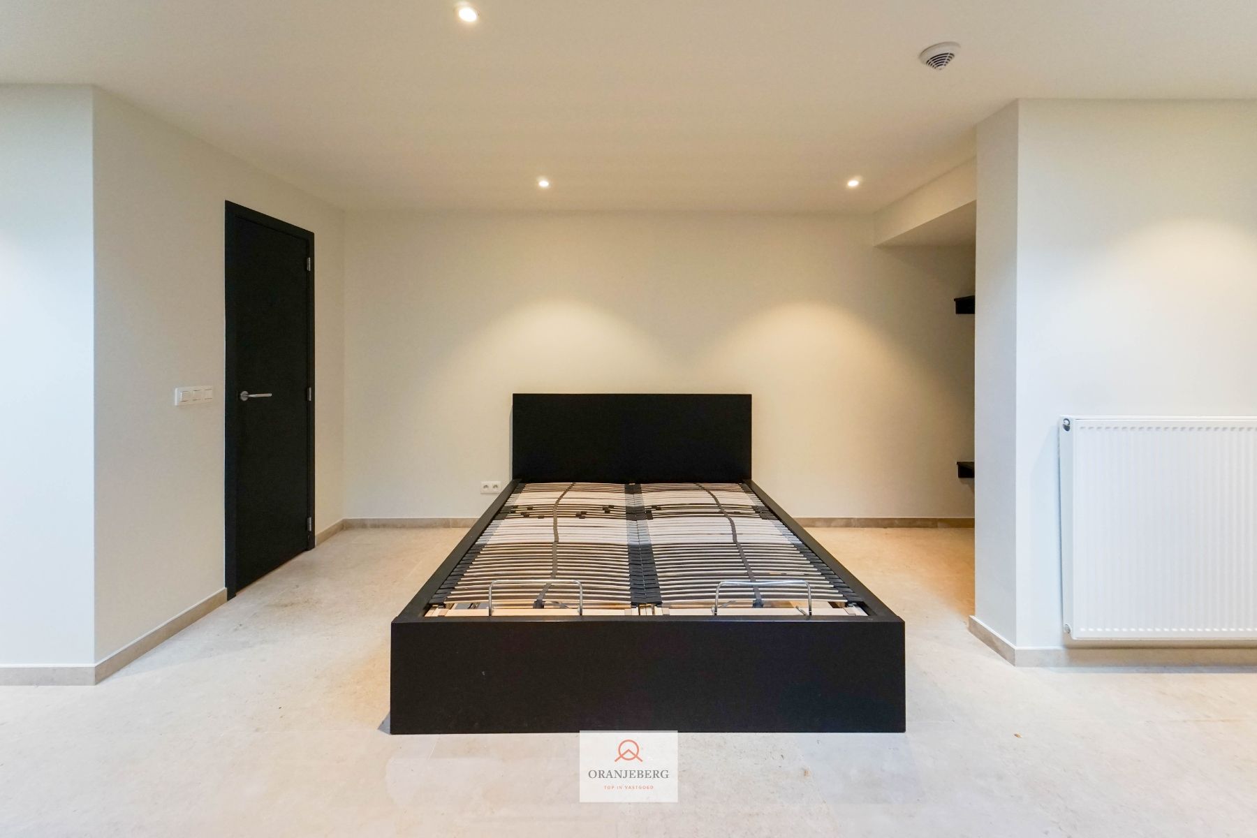 Gelijkvloers en gemeubelde studio te huur vlakbij Gent centrum foto 9