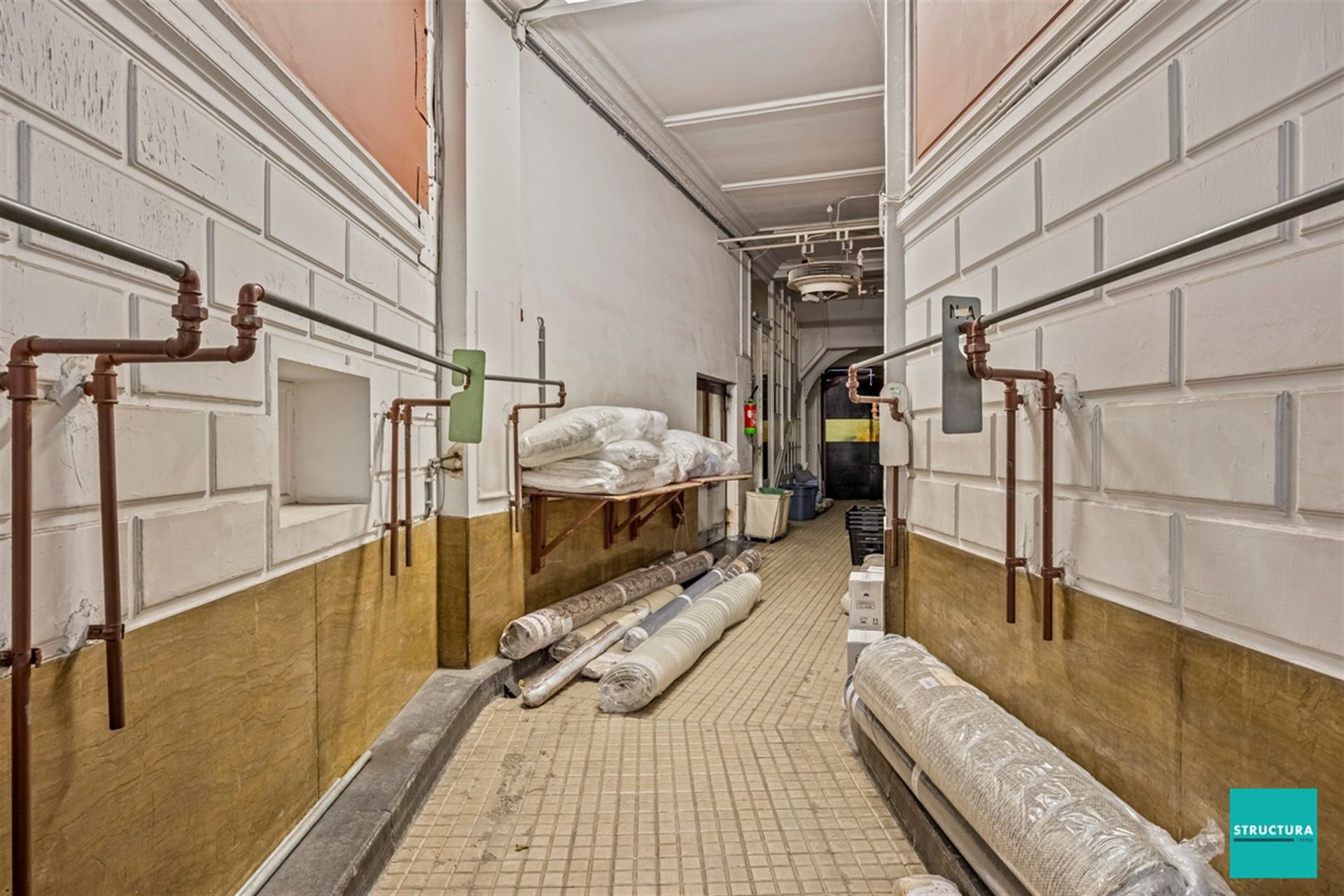 Gemengd gebouw op een historische toplocatie. foto 6