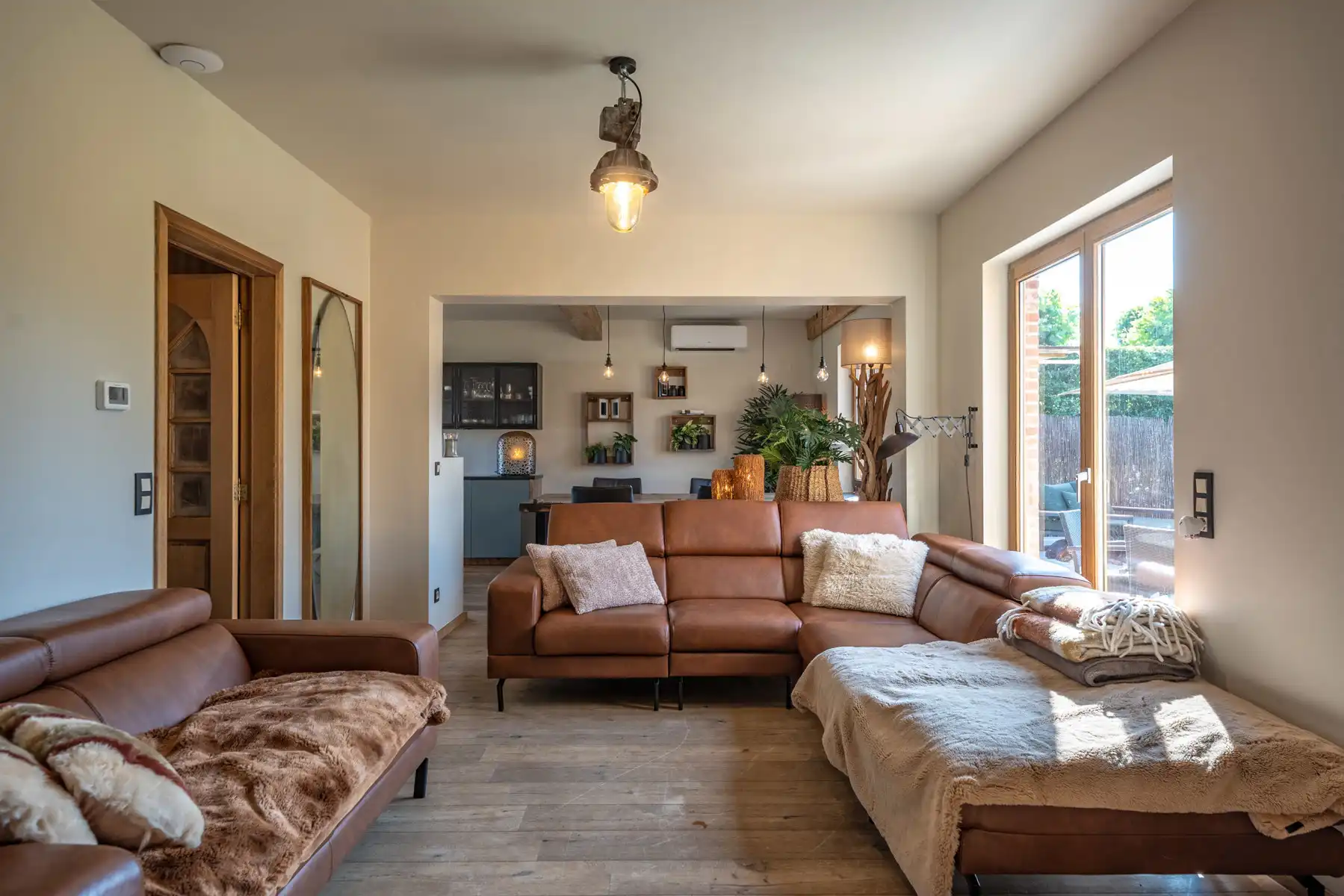 Unieke woning met 352m² woonoppervlakte en EPC A!  foto 3