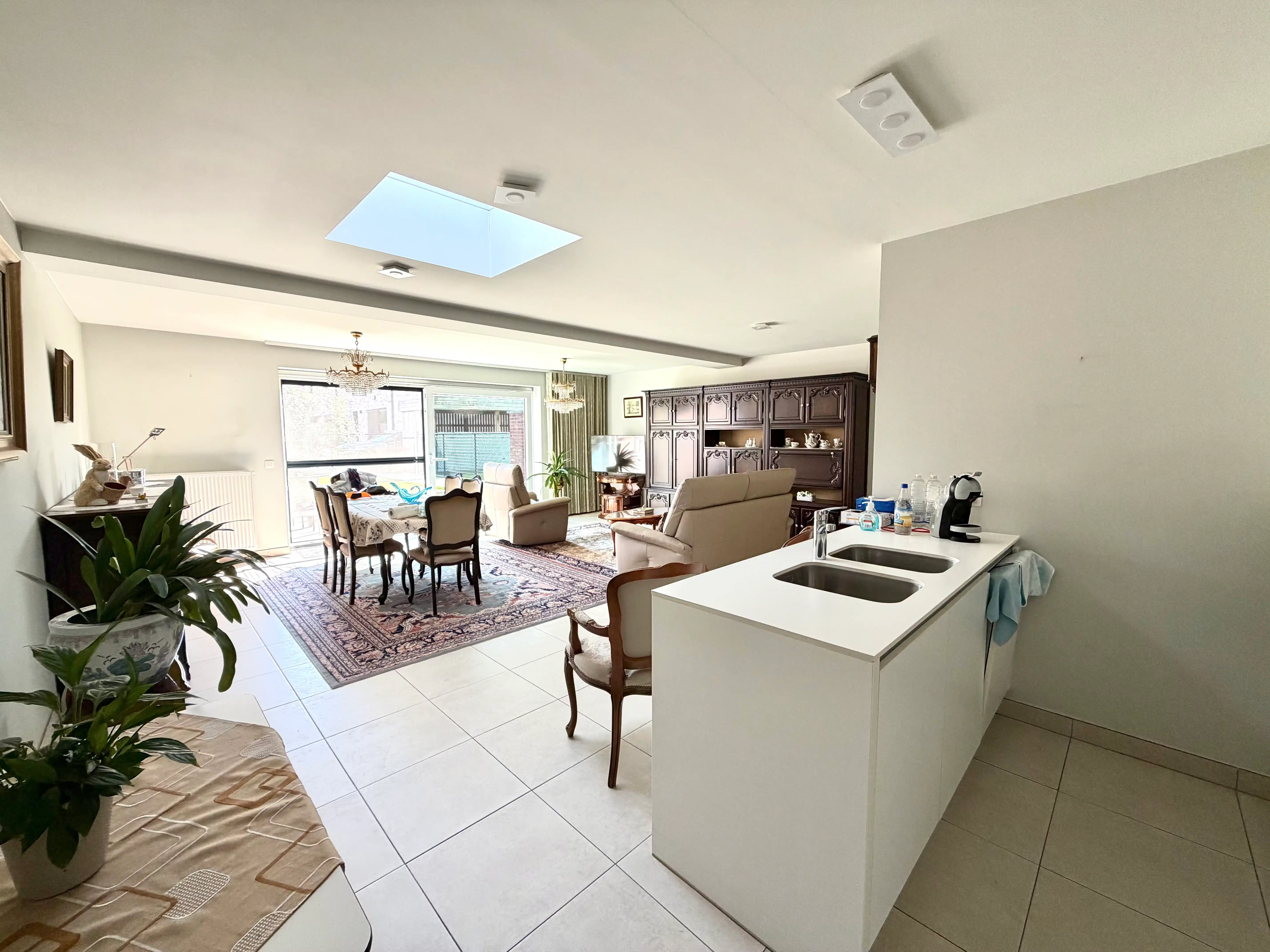 Gelijkvloers tweeslaapkamer-appartement te Wondelgem foto 5