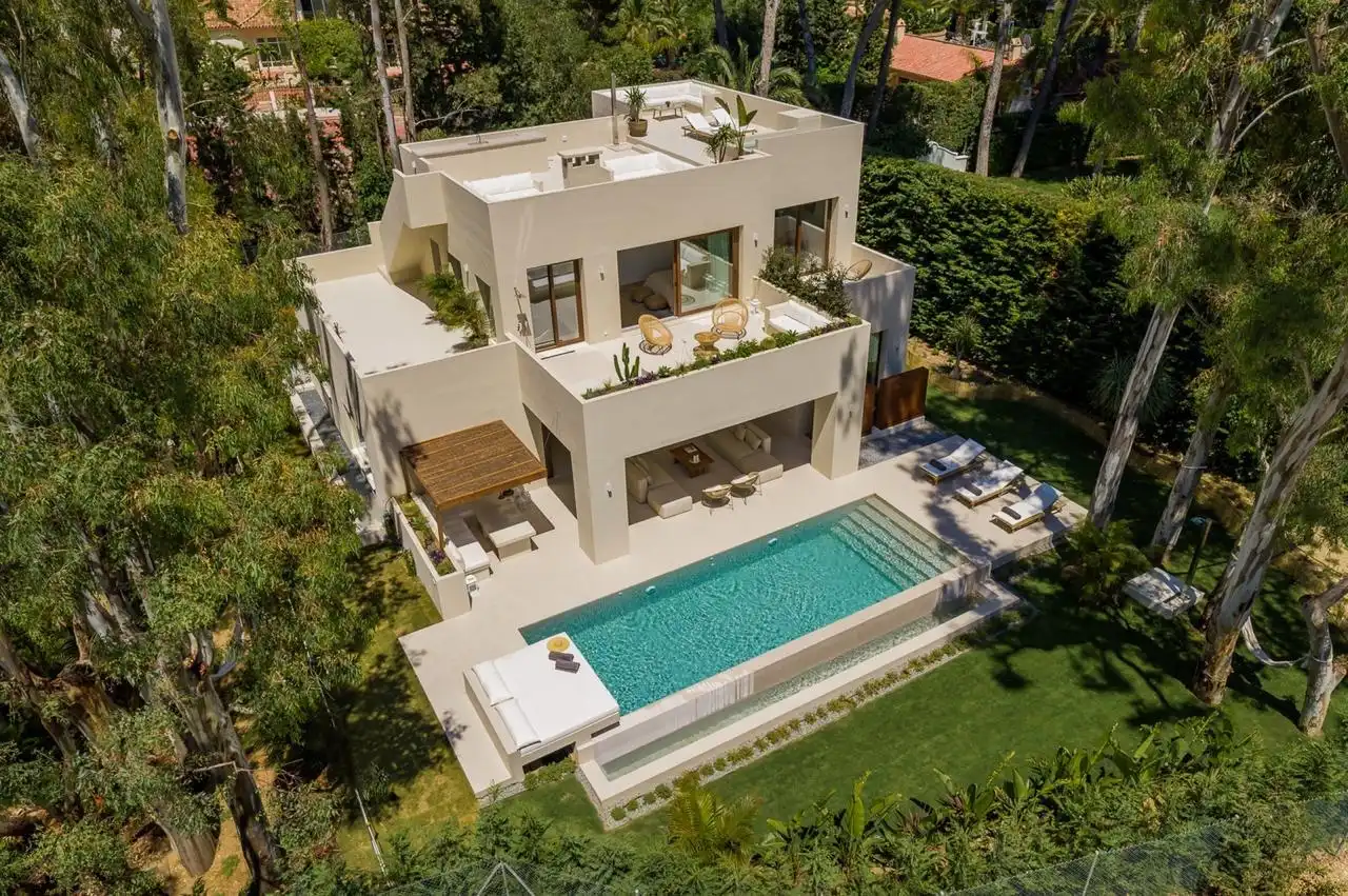 Schitterende Ibenico style villa op wandelafstand van zee en strand. foto 2