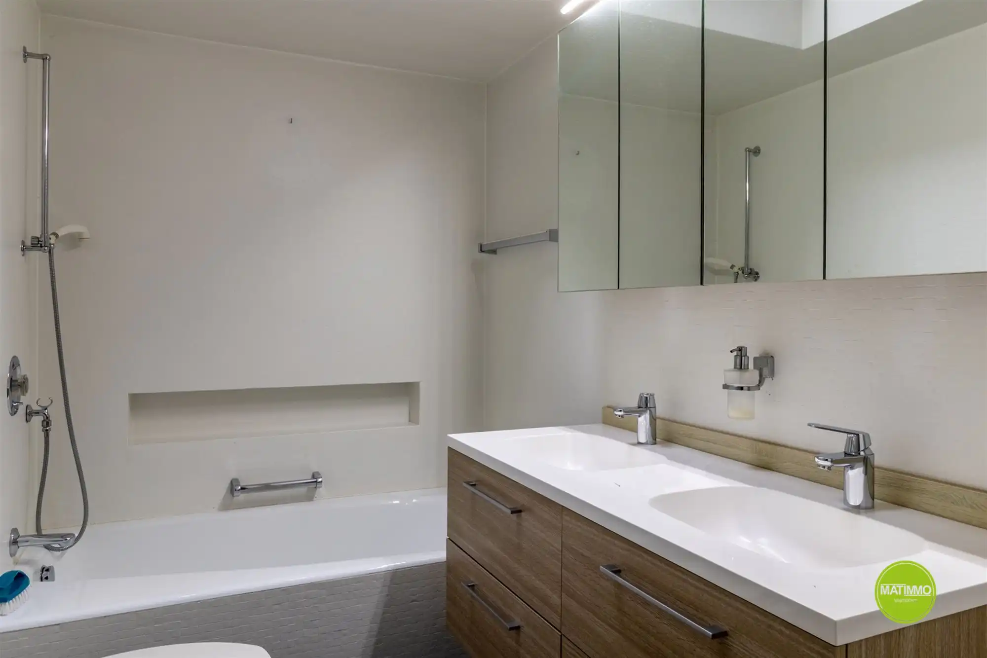 Open bebouwing op royaal perceel met vrij uitzicht foto 20