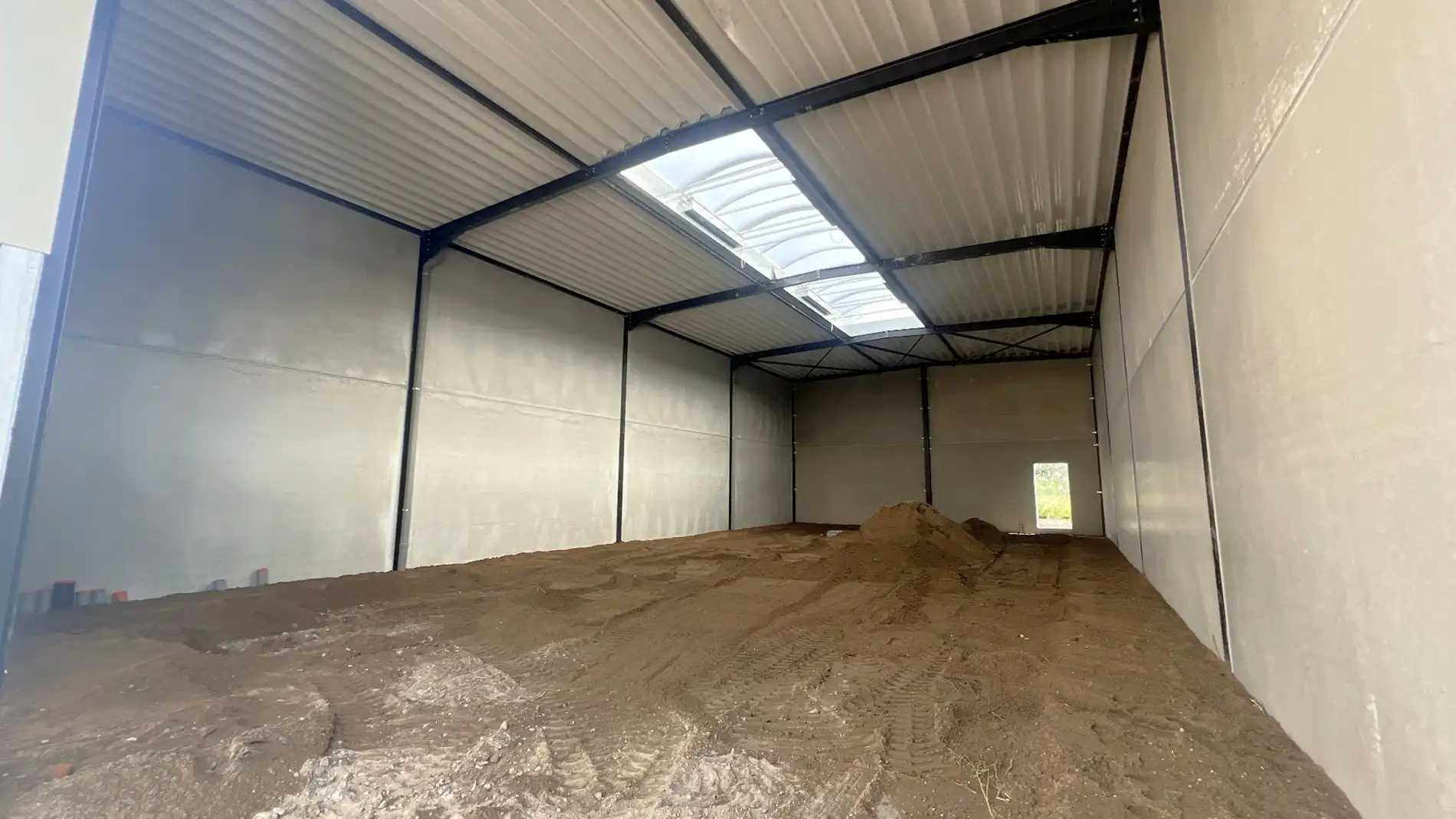 Nieuwbouw KMO-unit te koop in Bizzpark Doornzele foto 4