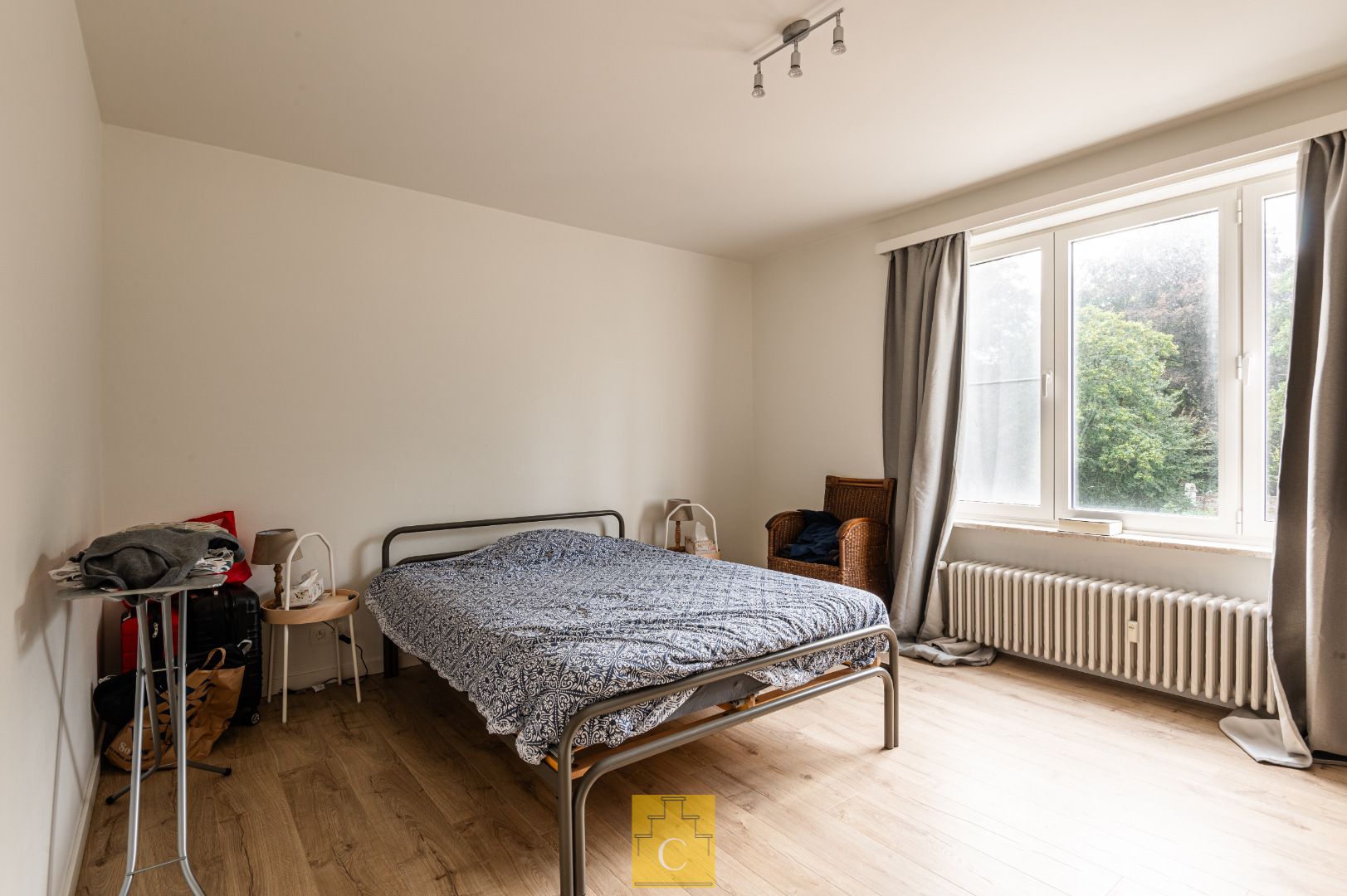 Volledig gerenoveerd lichtrijk 3-slaapkamerappartement met uitstekende ligging! foto 23