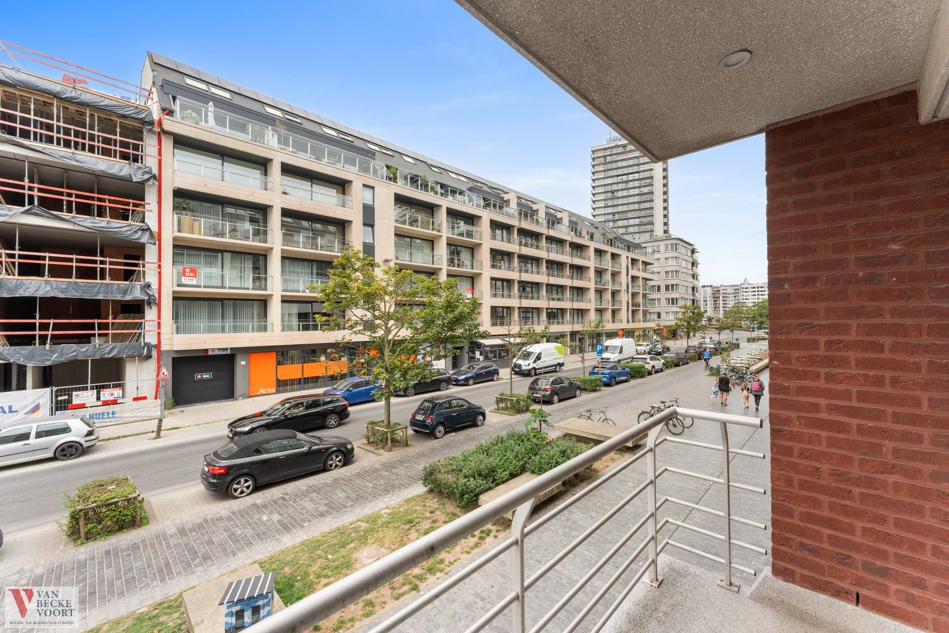 3-slaapkamer appartement met royale indeling foto 12