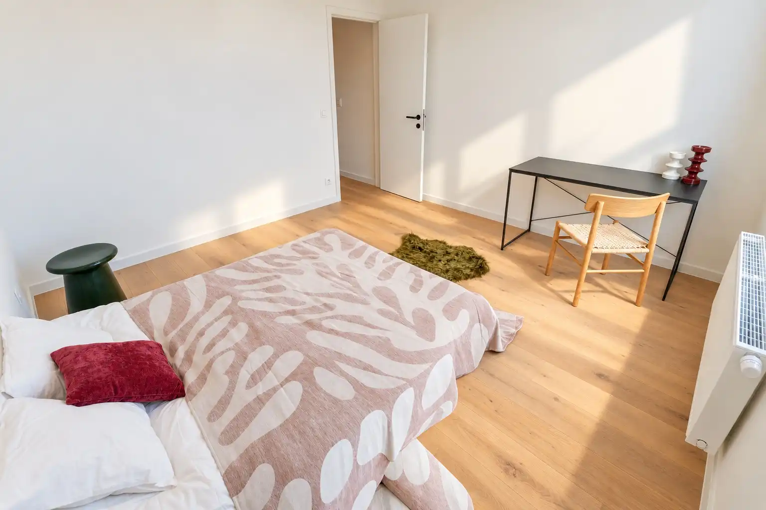 Lichtrijke gerenoveerde woning foto 19
