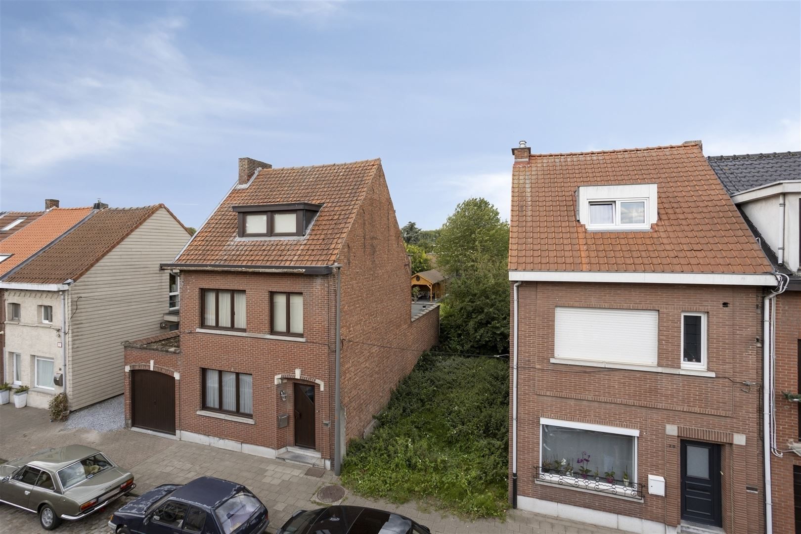 Gunstig gelegen, diep stuk bouwgrond incl. architecten plan foto 8