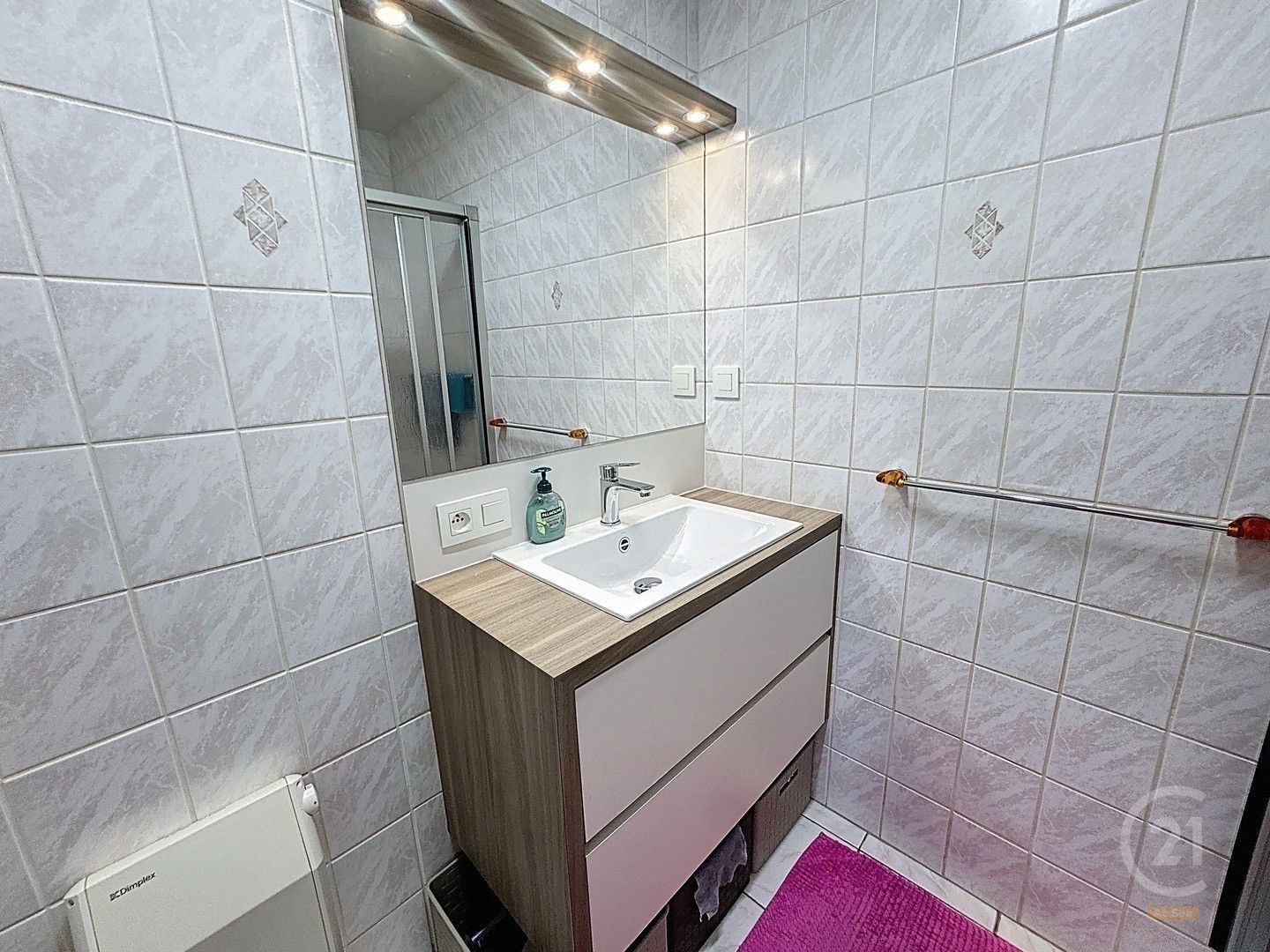 Instapklaar, zonnig appartement in hartje Westende Bad met 2 slaapkamers foto 9