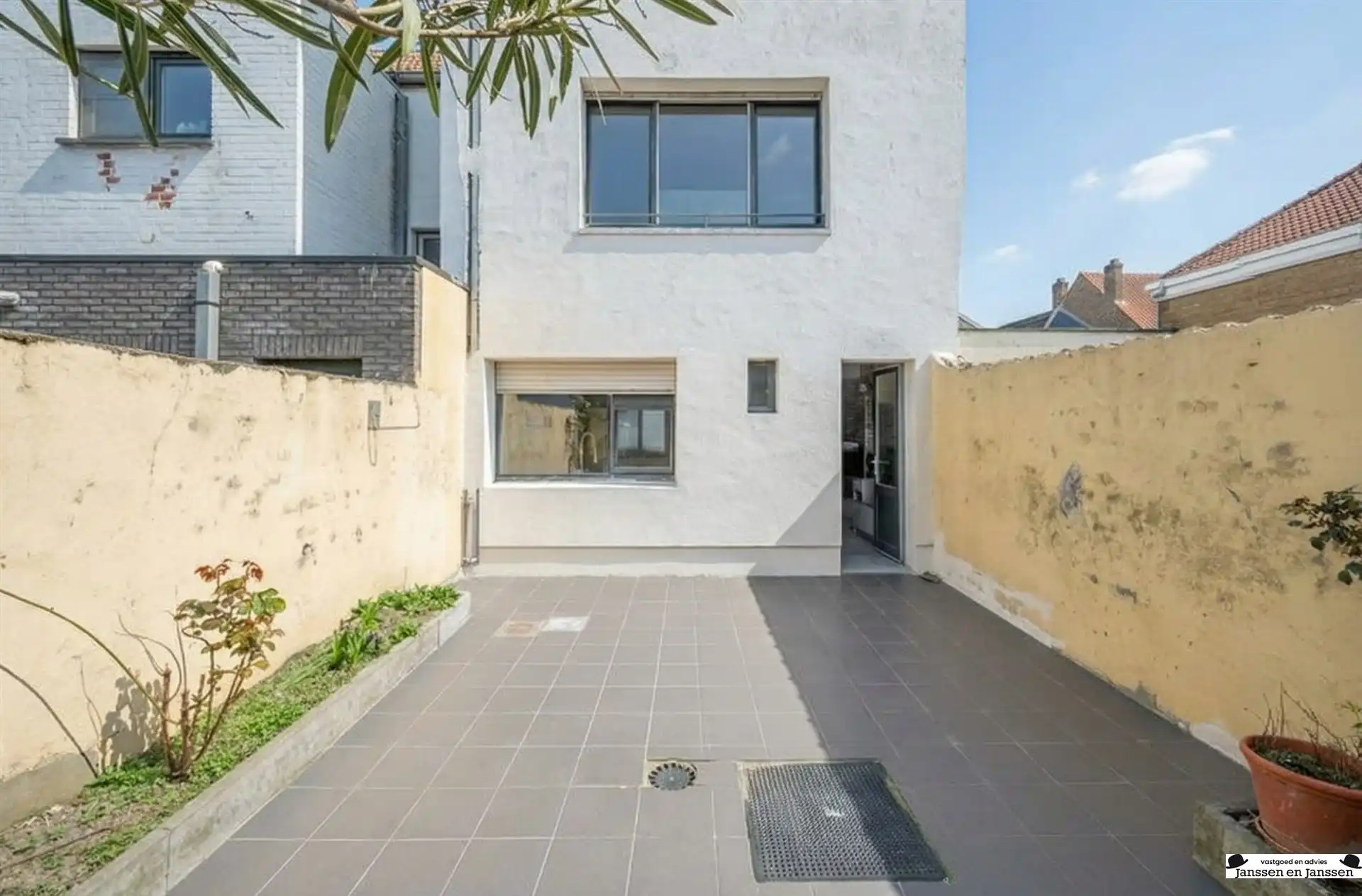 Woning met 4 ruime slaapkamers en tuin op topligging  foto 2