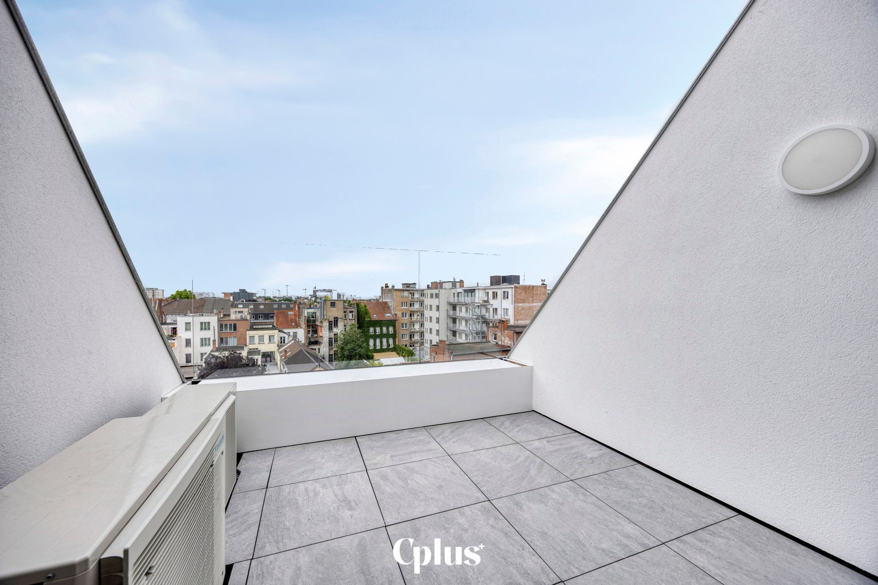Energiezuinig en gerenoveerde duplex - te huur foto 4