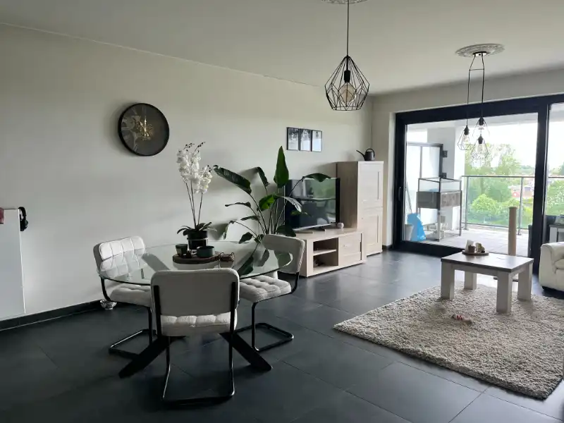Appartement aan het water met zicht op de vaart inclusief garage foto 3