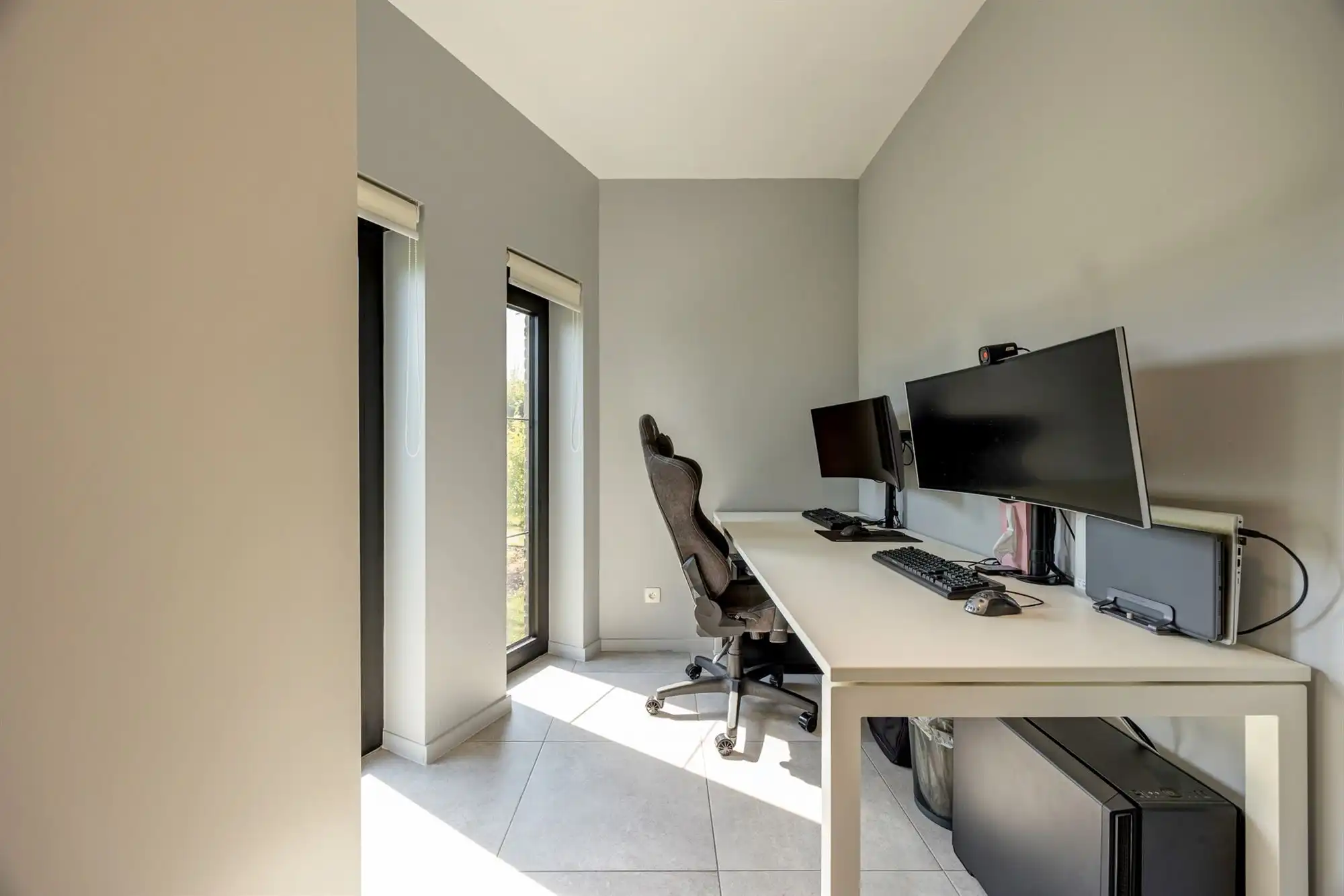 GLVapp. met 2 slaapkamers, tuin en staanplaats foto 13