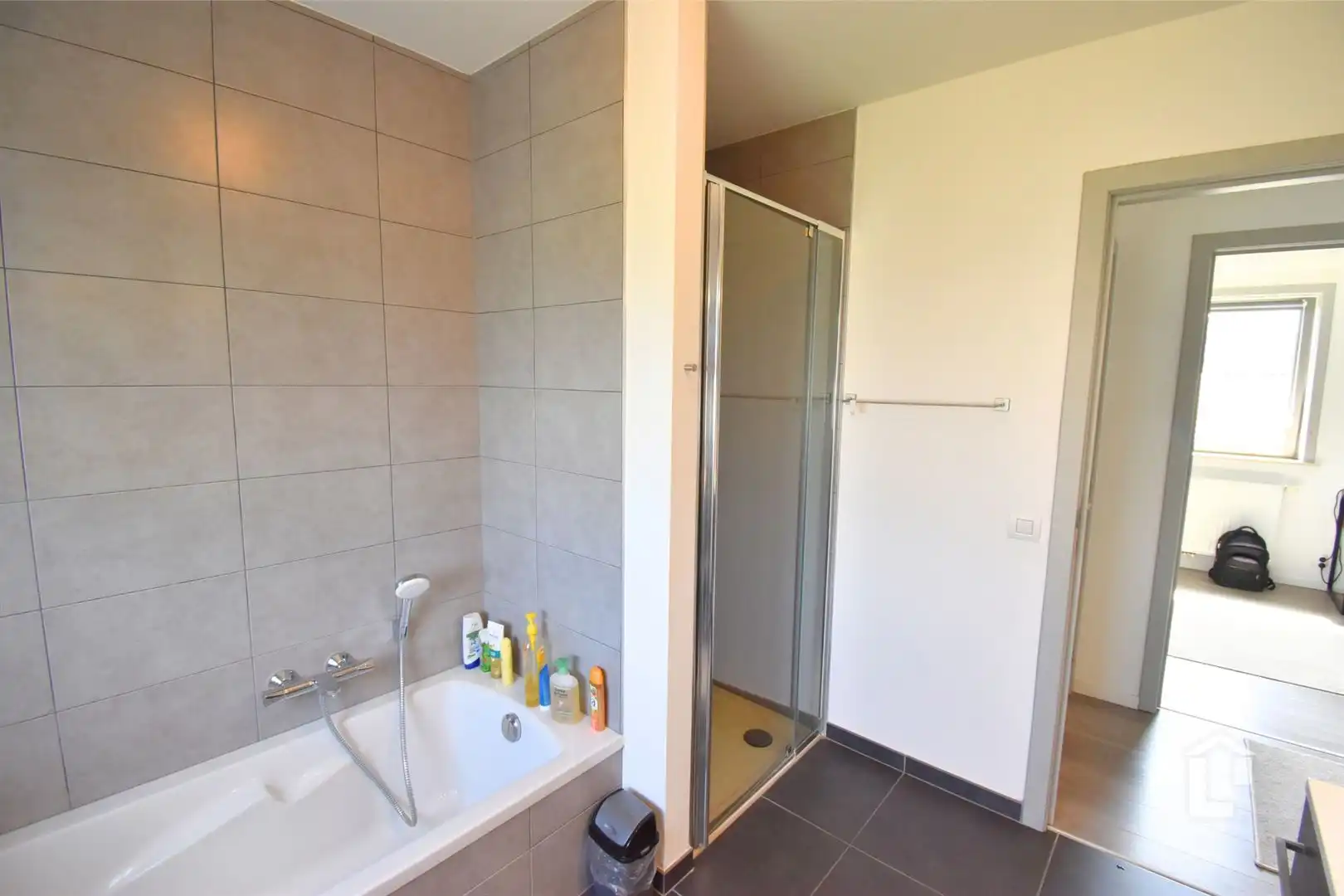 Rustig gelegen instapklare woning in residentiële wijk te huur in De Pinte foto 12