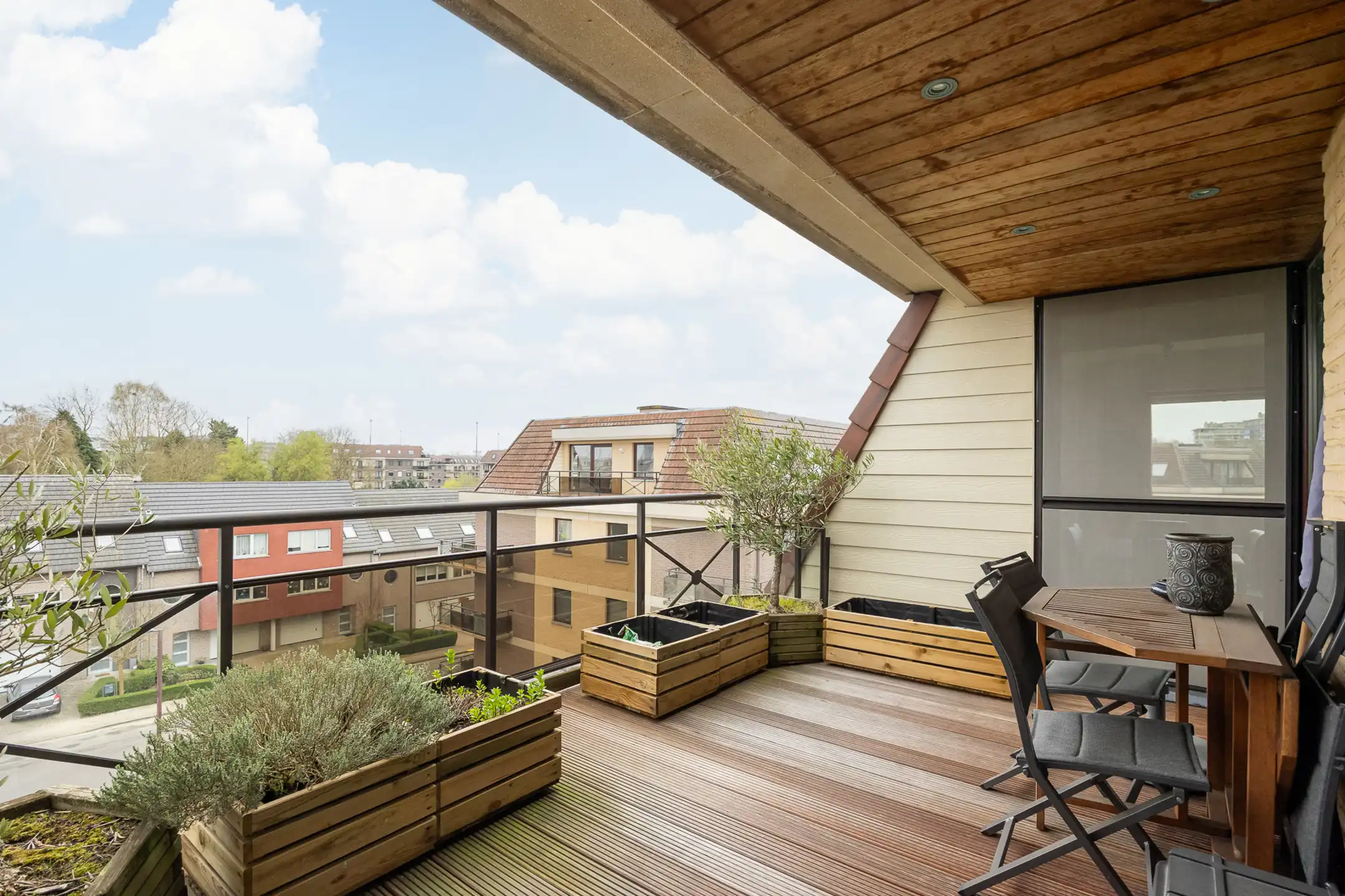 Instapklare penthouse met 3 slaapkamers en zonrijk terras foto 3