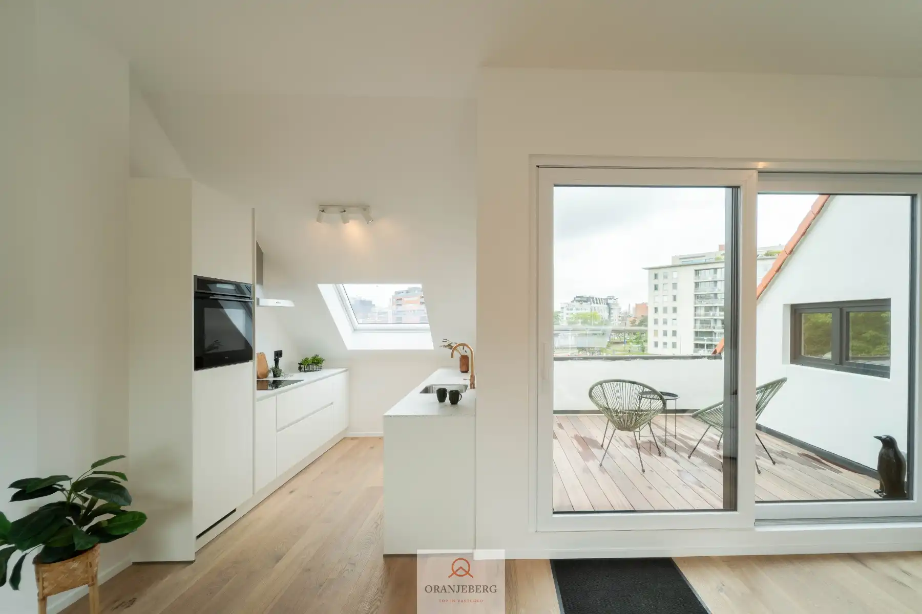 Gerenoveerd duplex-appartement (116 m²) met uitzicht op de Schelde + berging/garage foto 8