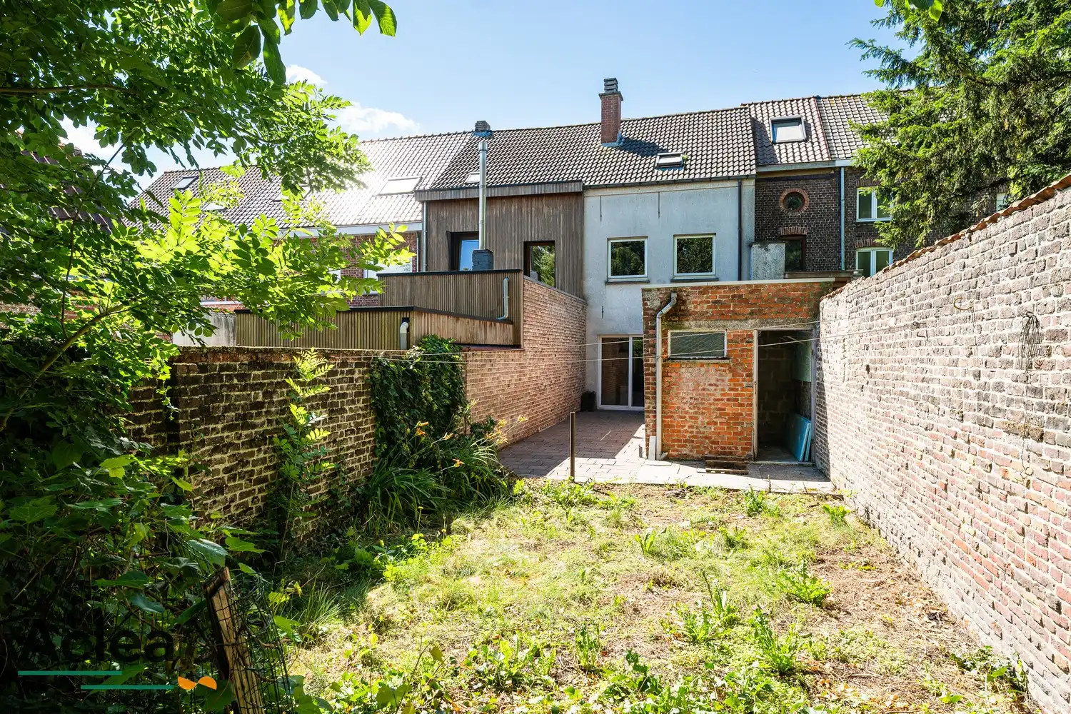 Te renoveren stadswoning met 4 slaapkamers en gezellige tuin foto 24