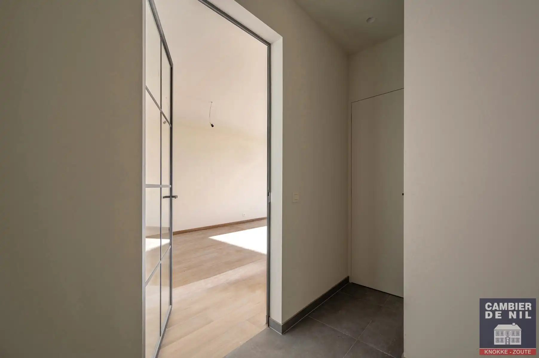 Nieuwbouw - ongemeubelde koppelvilla in rustige,  residentiële wijk te Knokke-Heist  foto 3