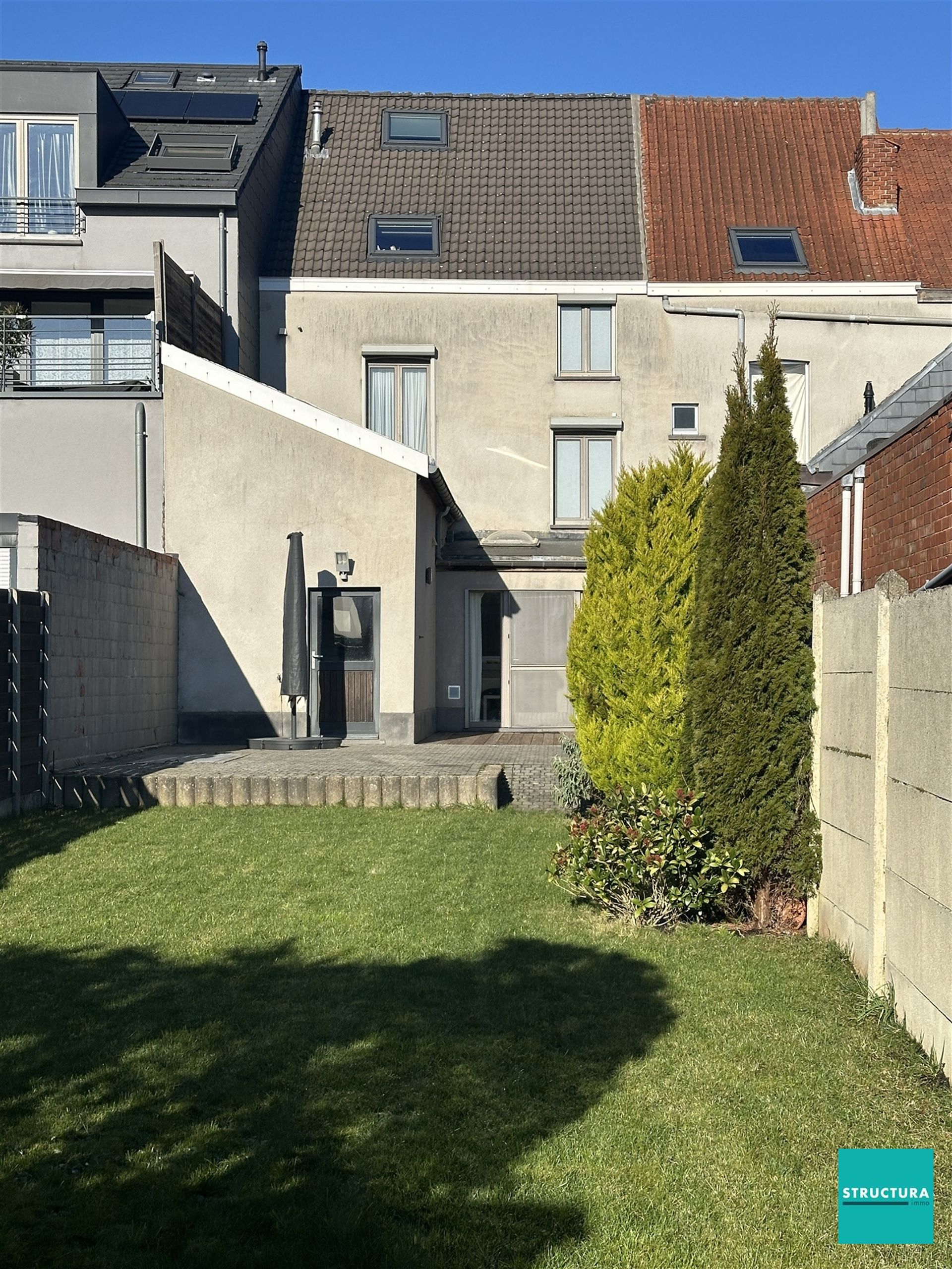 Woning met diverse mogelijkheden ( vrij beroep, praktijk,...) foto 2