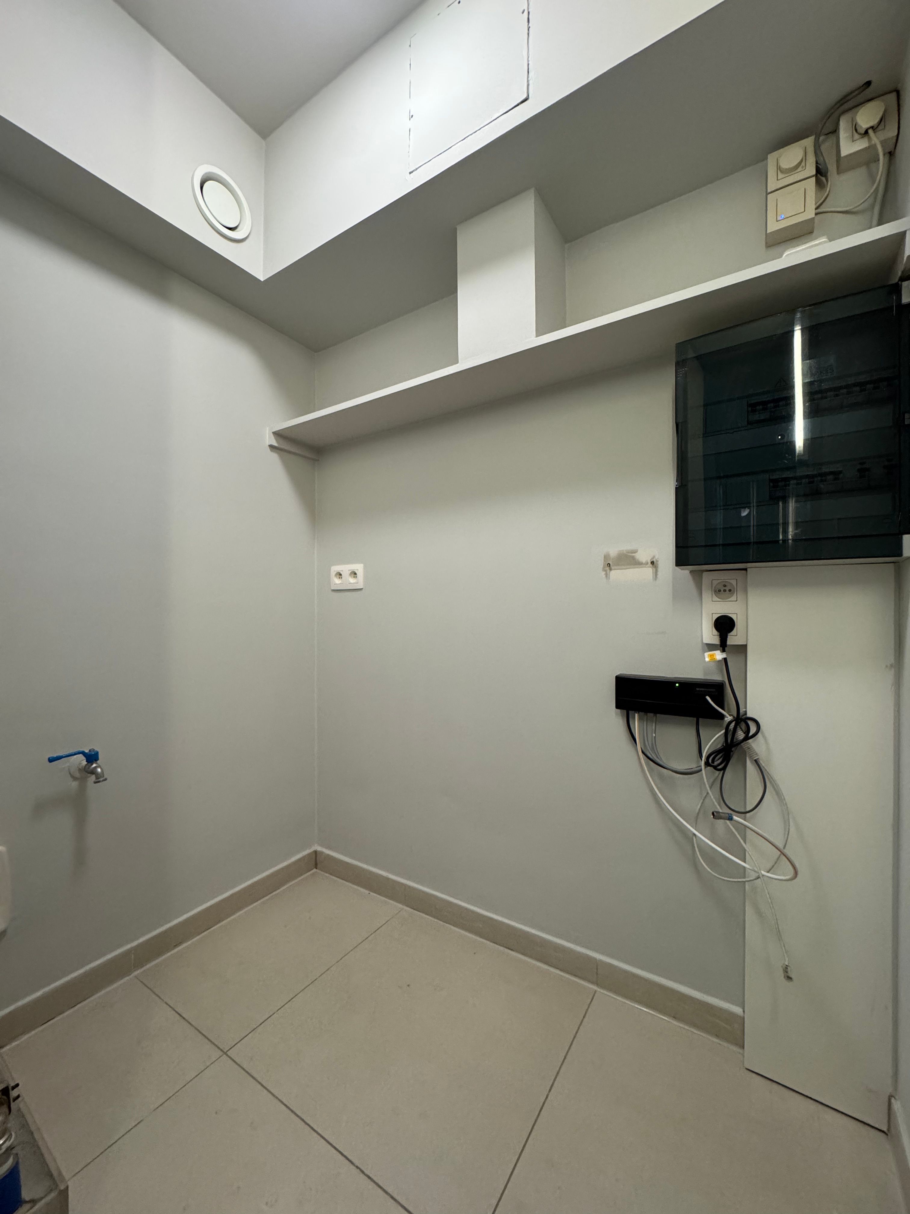 Appartement in gerenoveerd eclectisch herenhuis aan de Sint-Jozefkerk foto 9