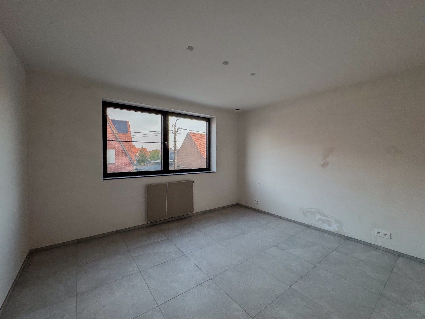 Energiezuinige nieuwbouwwoning met 3 slaapkamers, ruime garage en tuin. foto 10