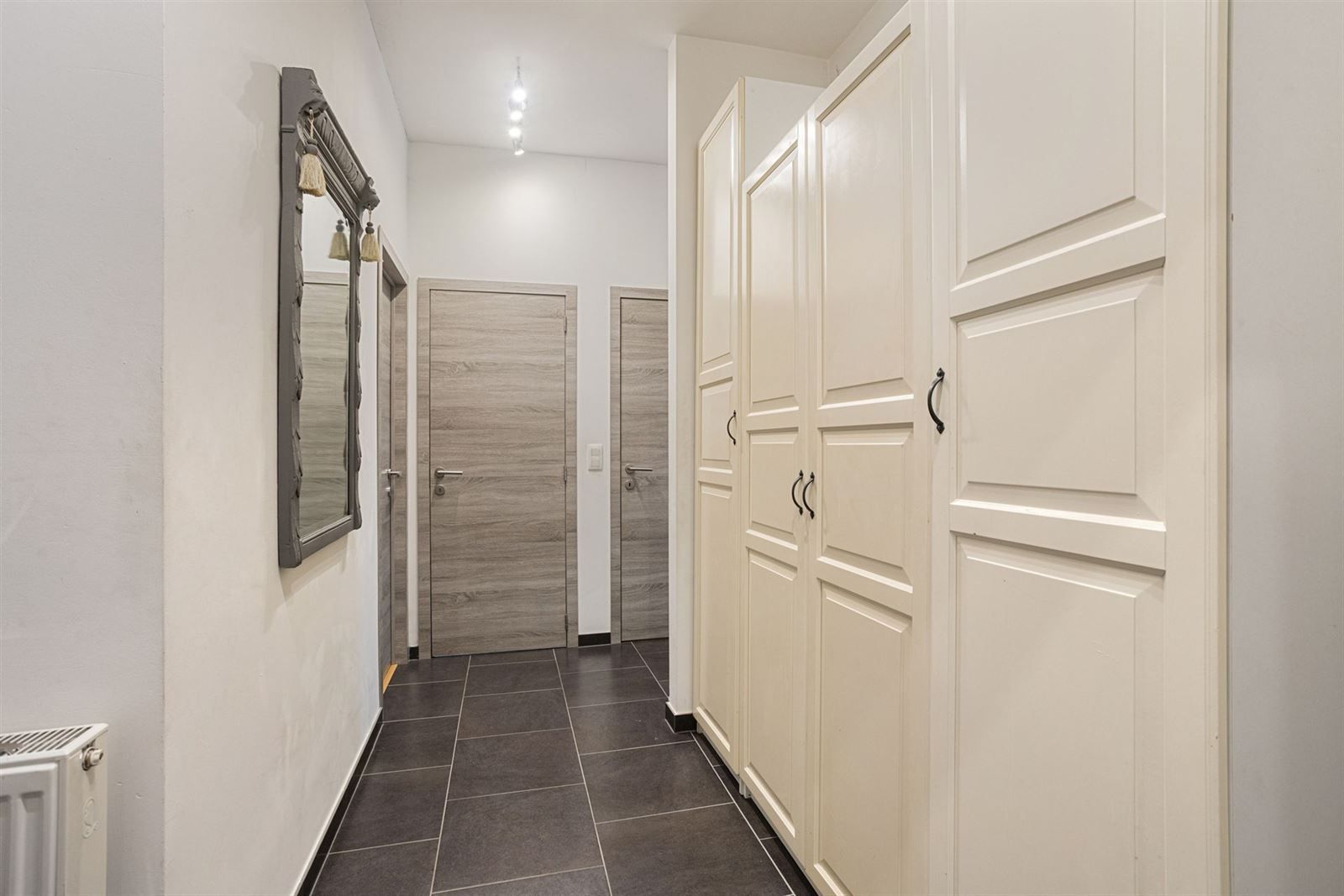 Ruim appartement met 2 slaapkamers te koop foto 6