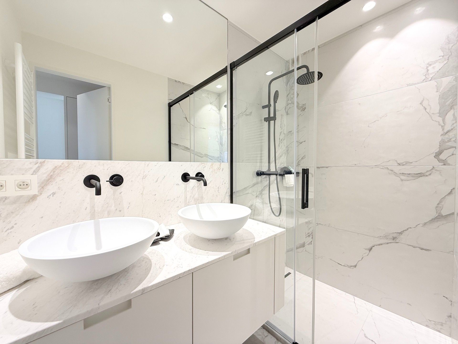 Gerenoveerd appartement in centrum Knokke foto 8