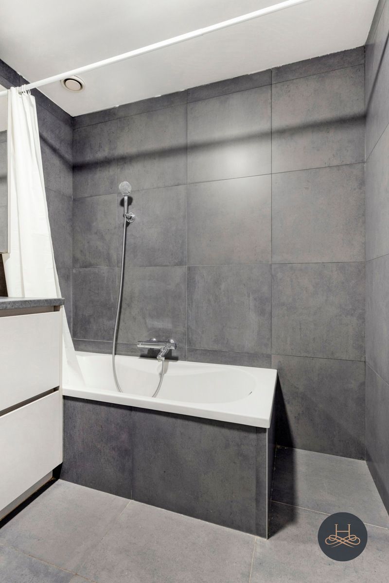 Ruime vernieuwde woning in hartje Mechelen foto 18