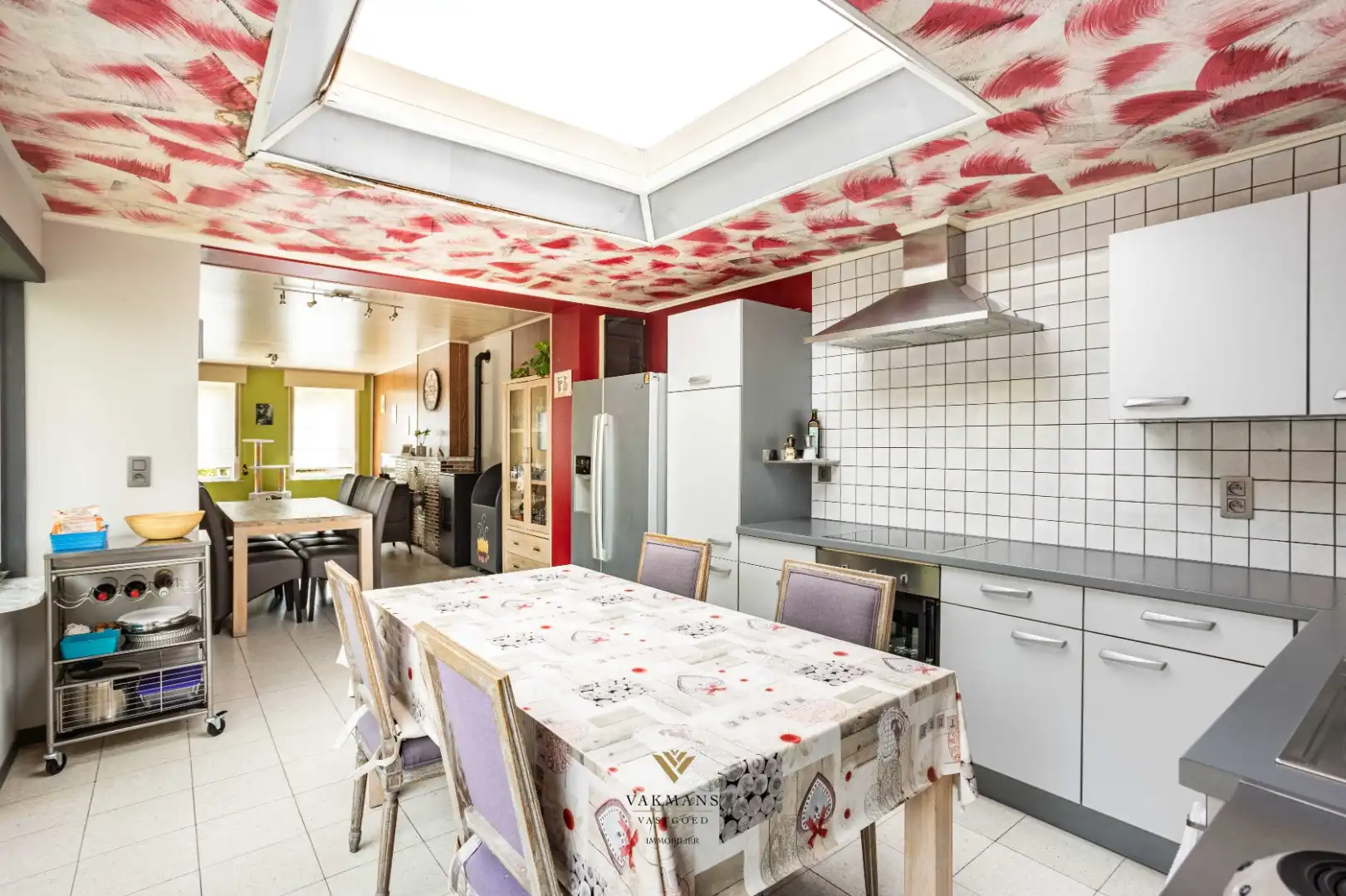 Te renoveren woning op den buiten met veel ruimte en tuin foto 20