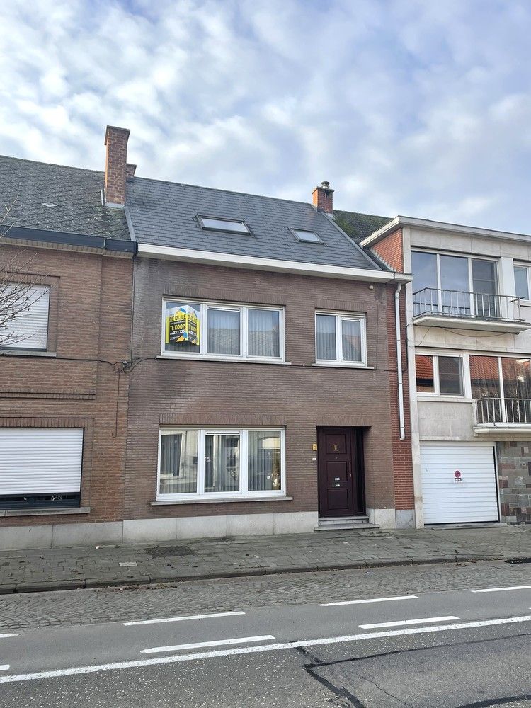 Instapklare woning met tuin EN garagebox nabij centrum Herent foto {{pictureIndex}}