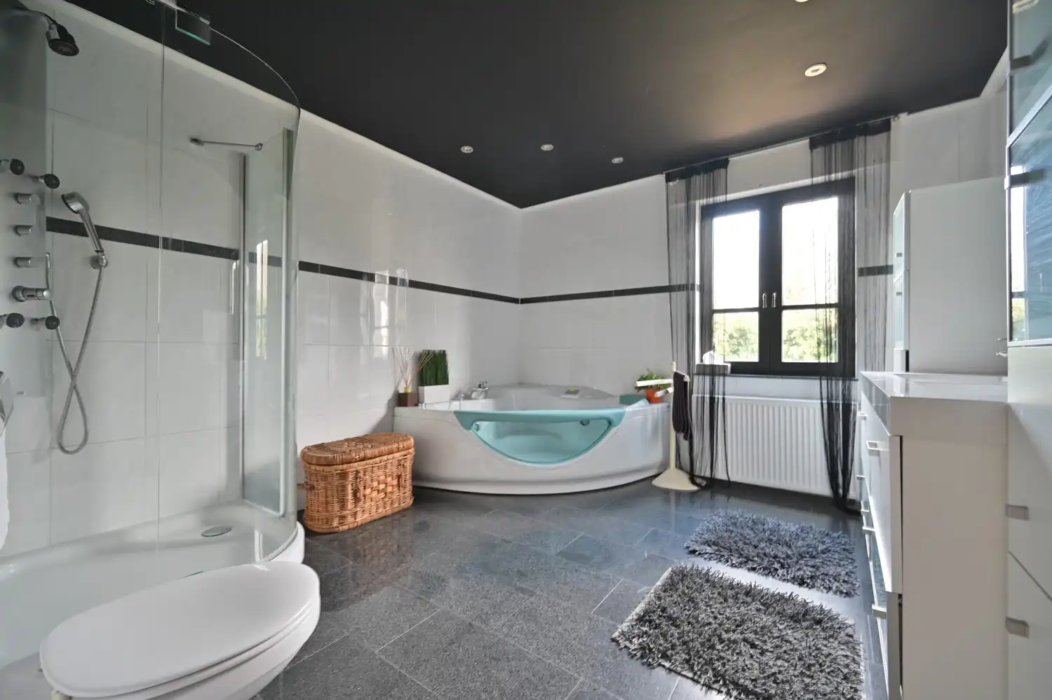 Exclusieve woning op 33a mooi gelegen aan natuurgebied te Rekem foto 29