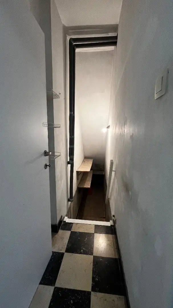 Grote woning met mogelijks vier kamers, garage en ruime tuin foto 10